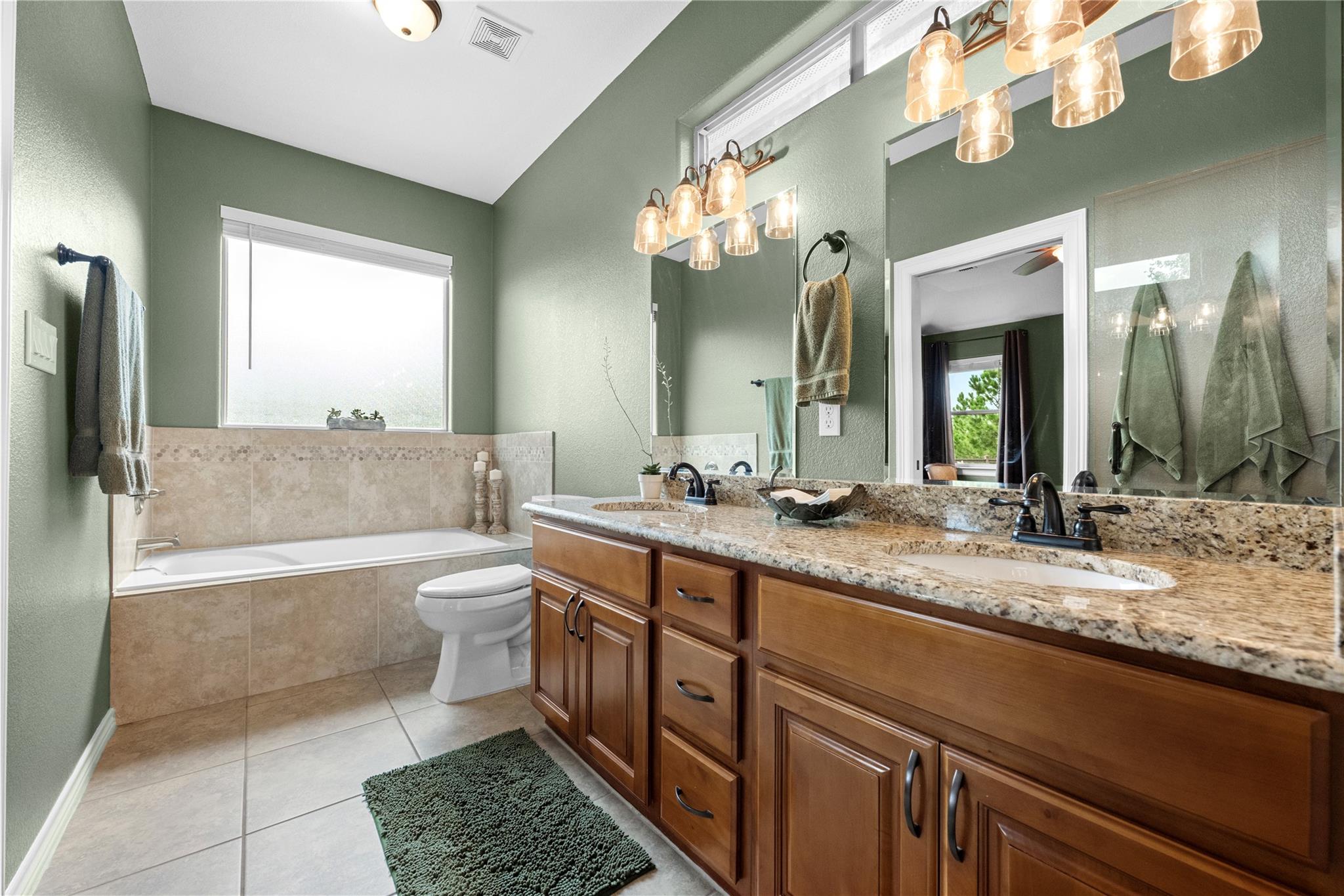 132 Mamalu Dr, Bastrop, TX 78602