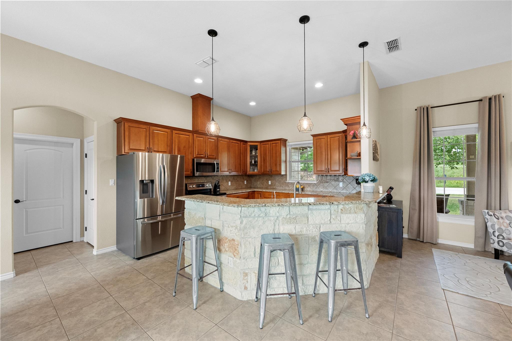 132 Mamalu Dr, Bastrop, TX 78602