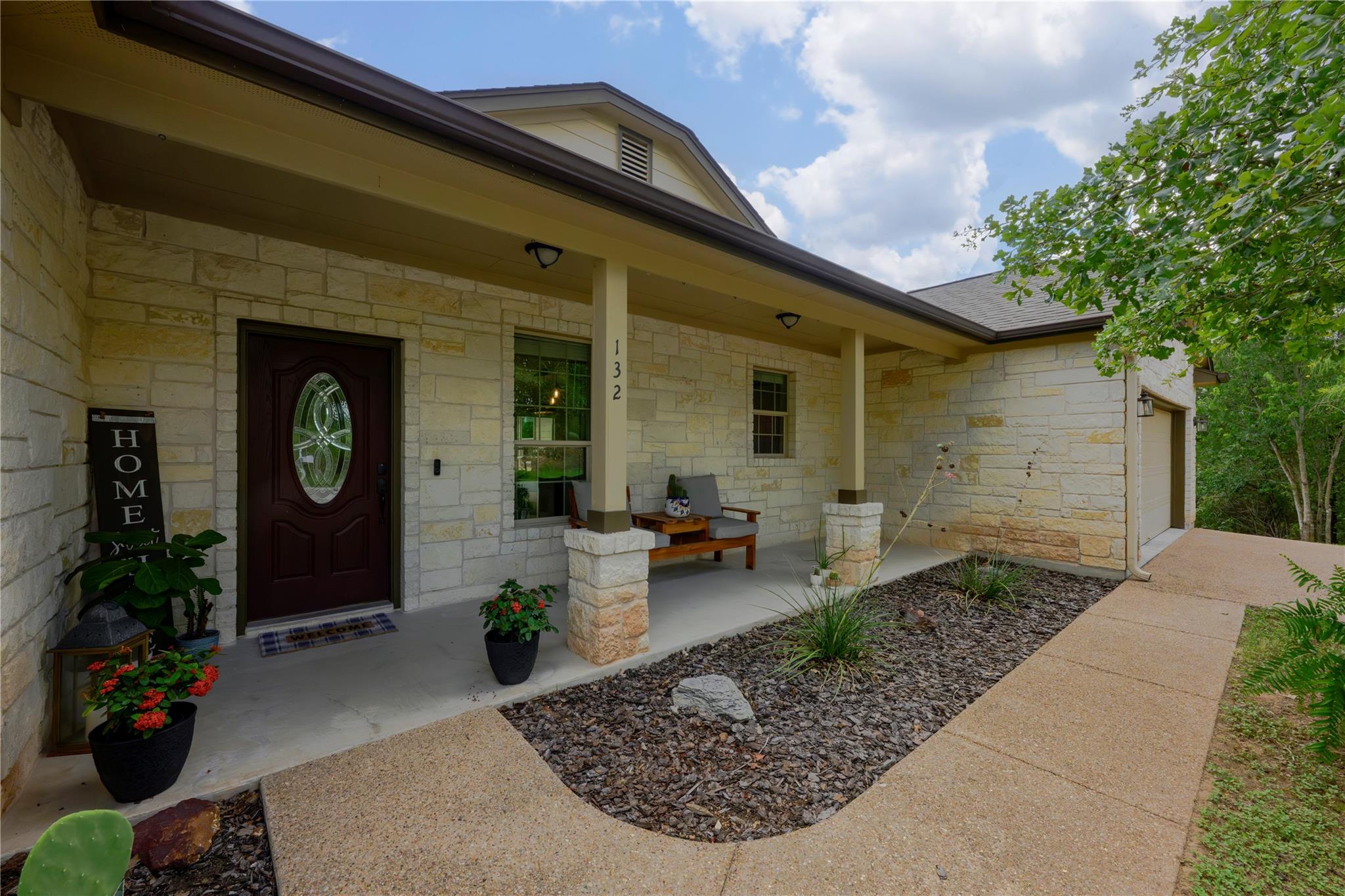 132 Mamalu Dr, Bastrop, TX 78602