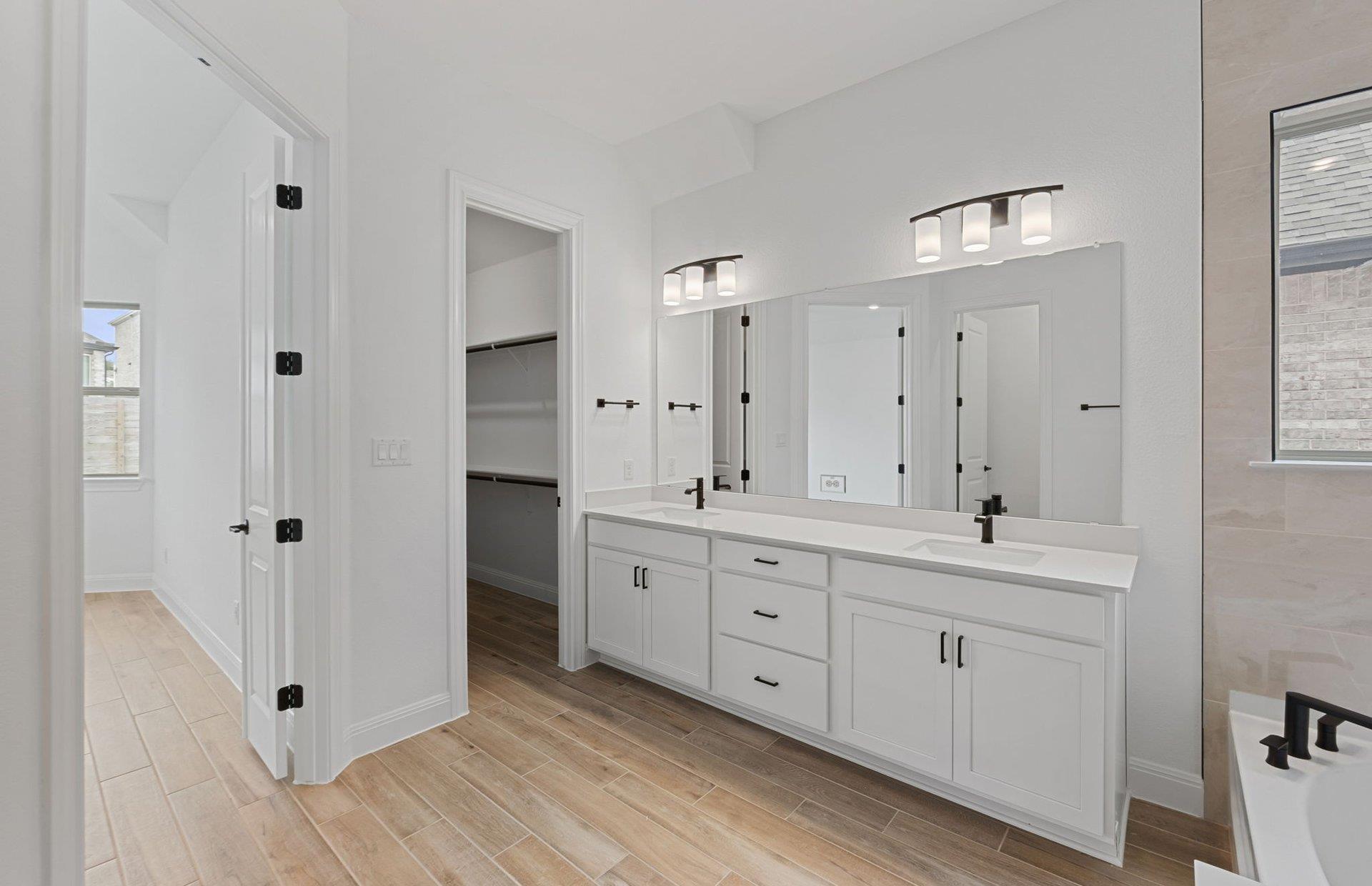 2933 Ottawa St, Leander, TX 78641