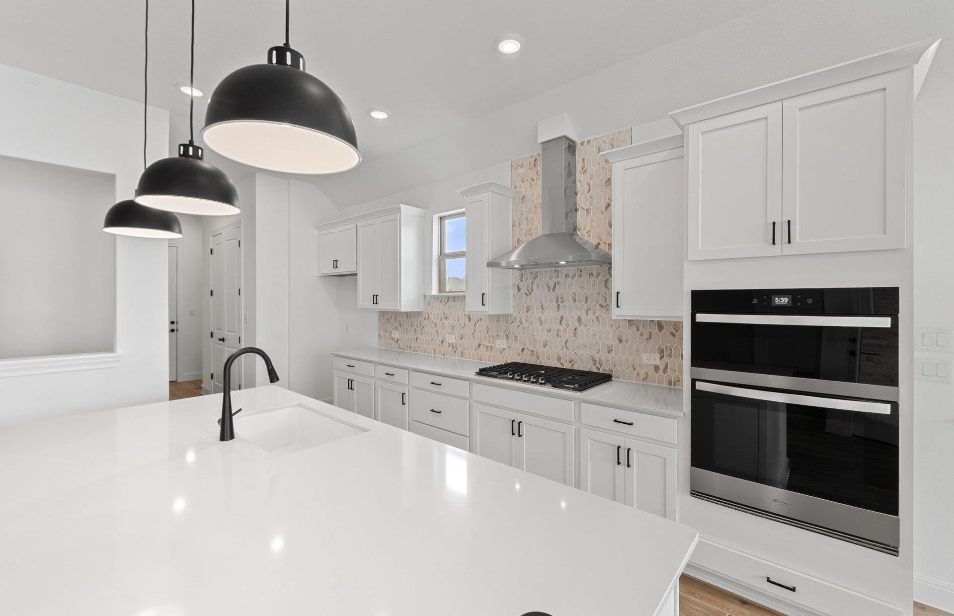 2933 Ottawa St, Leander, TX 78641