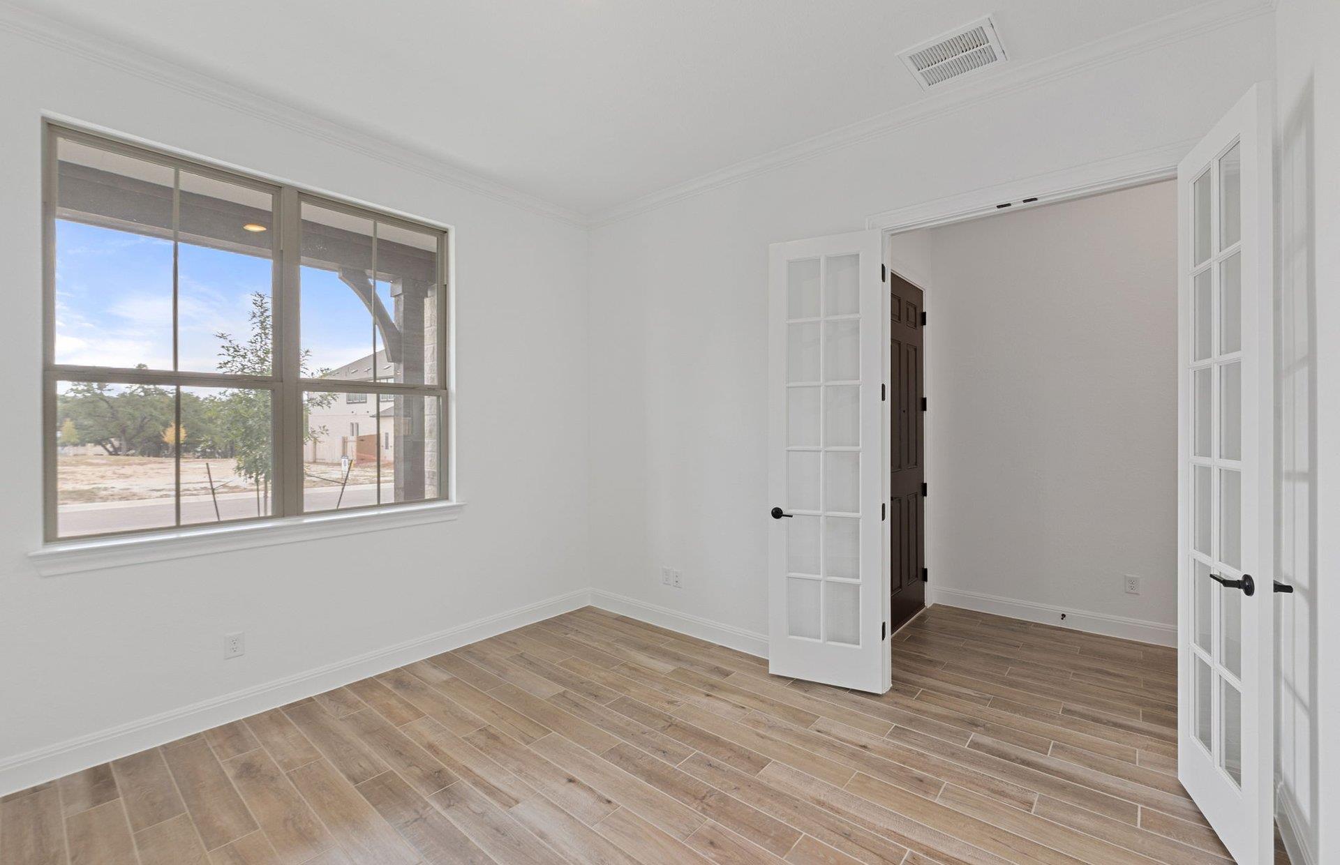 2933 Ottawa St, Leander, TX 78641