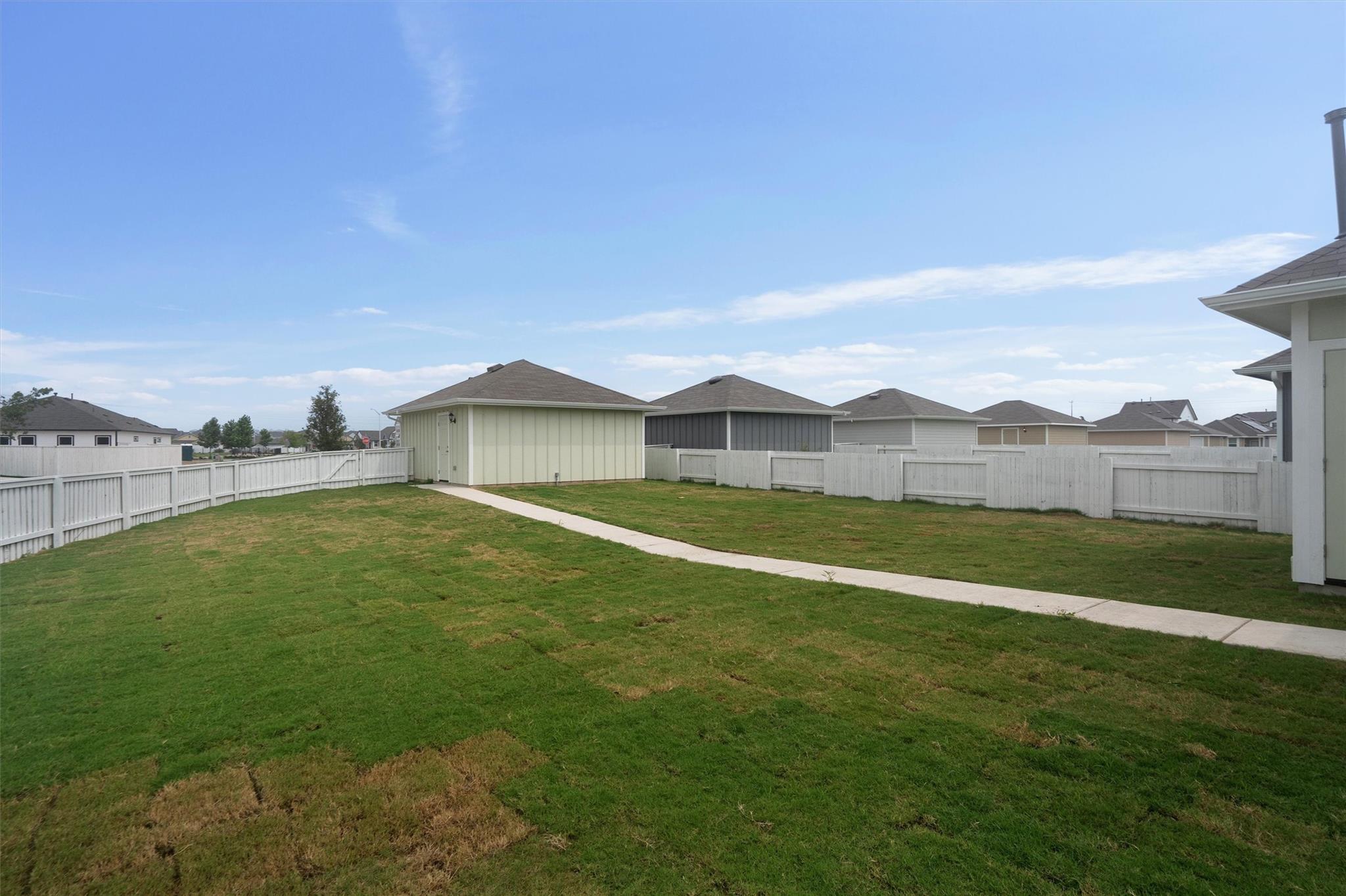 101 Keltic Dr, Kyle, TX 78640