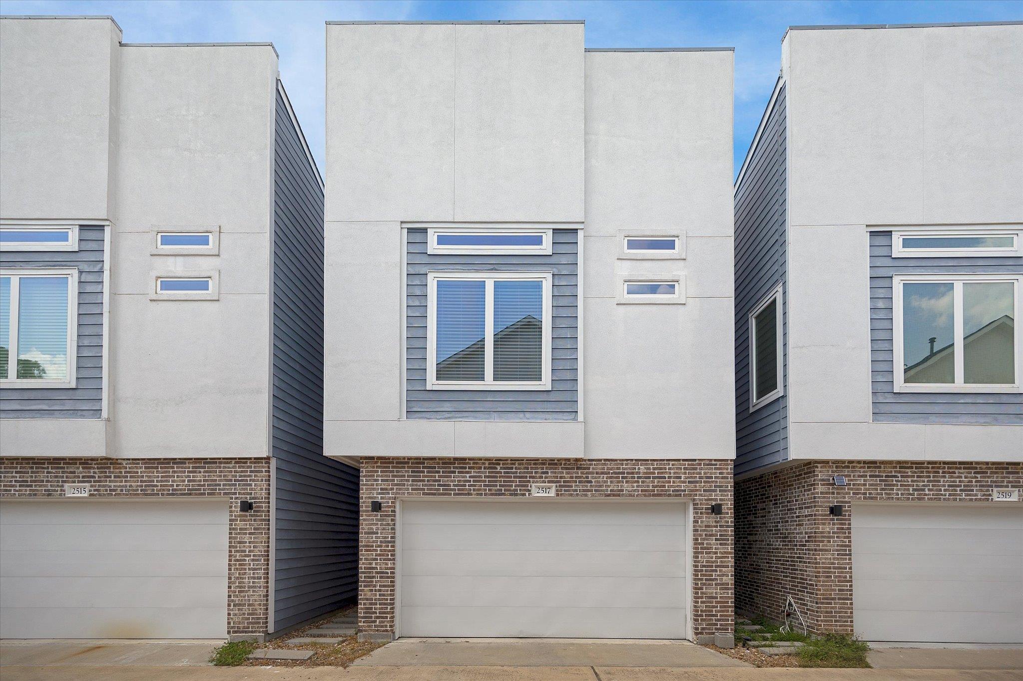2517 Hollister St, Houston, TX 77080