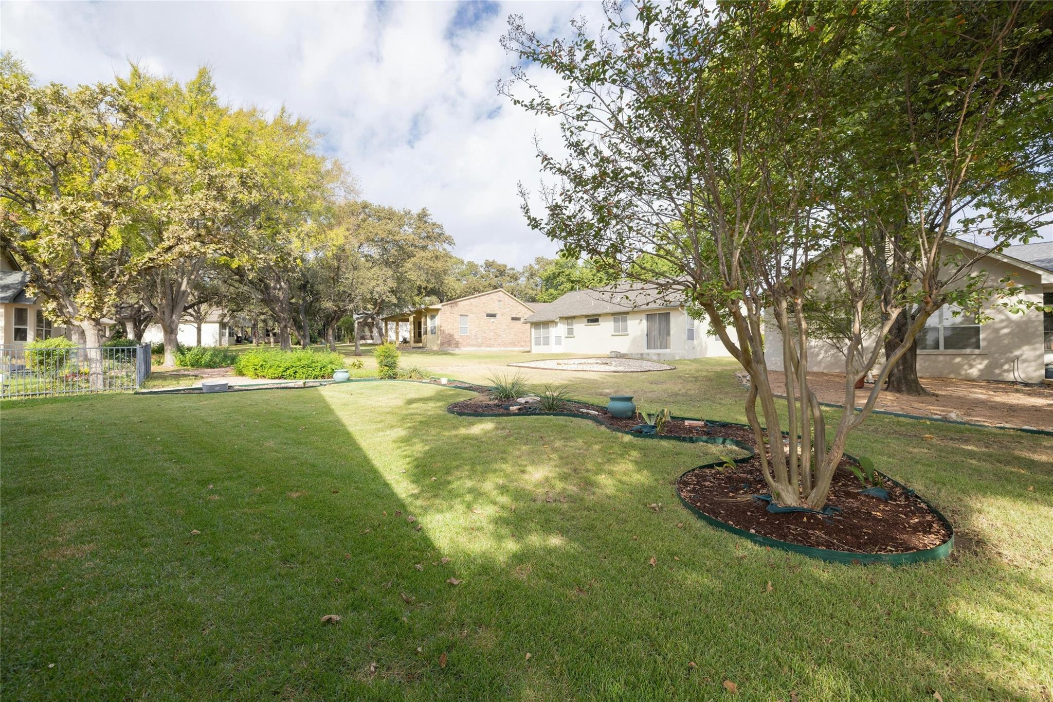 155 Dan Moody Trl, Georgetown, TX 78633