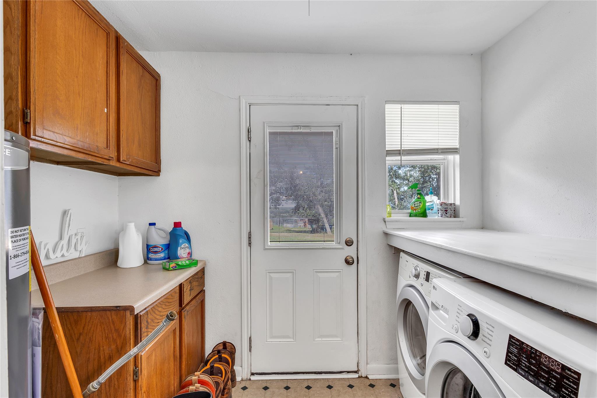 1080 League Line Rd, Paige, TX 78659