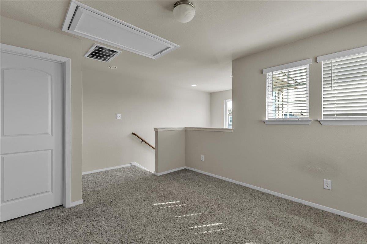 100 Fabion St, Kyle, TX 78640