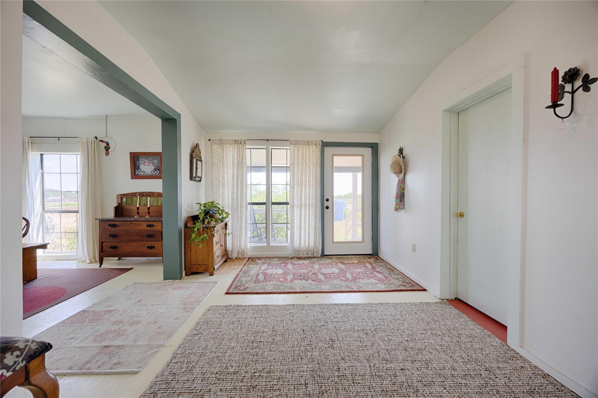 398 County Road 264 Rd, Moulton, TX 77975