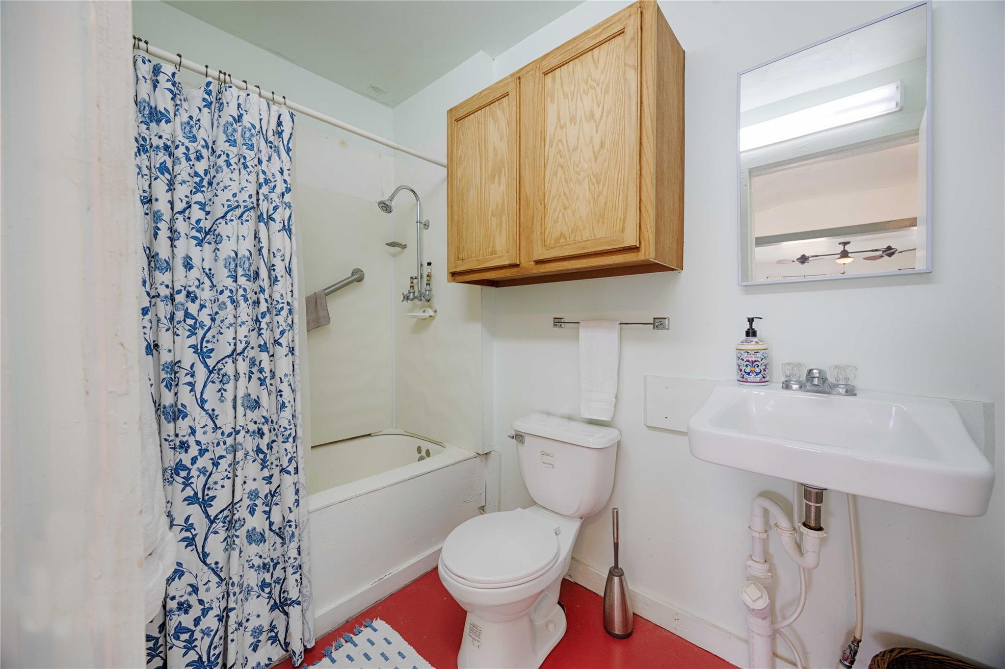 398 County Road 264 Rd, Moulton, TX 77975