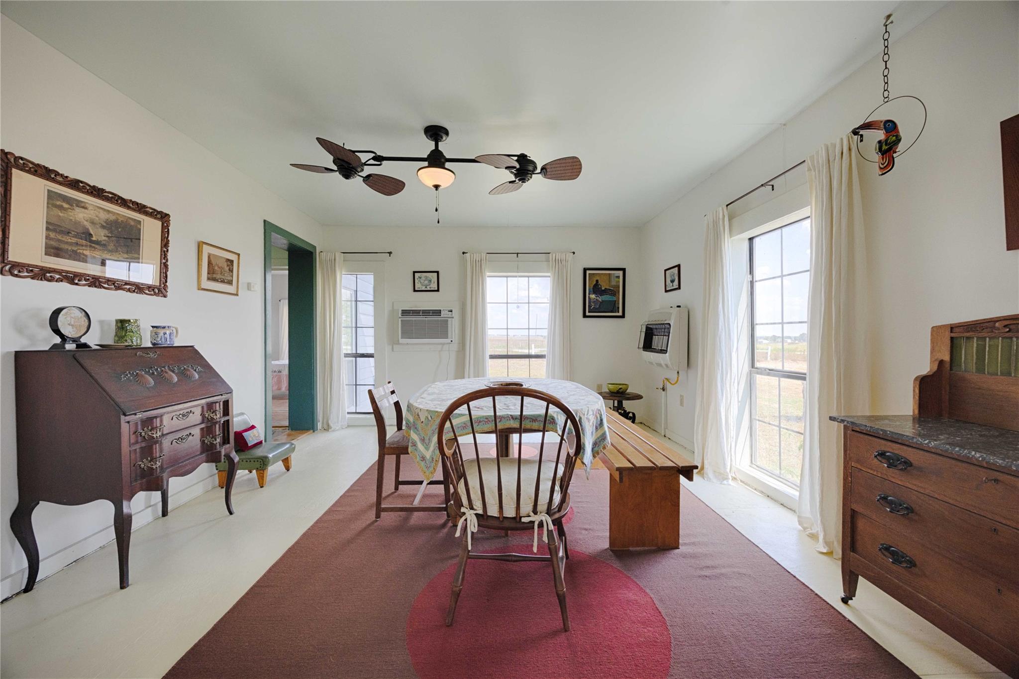 398 County Road 264 Rd, Moulton, TX 77975