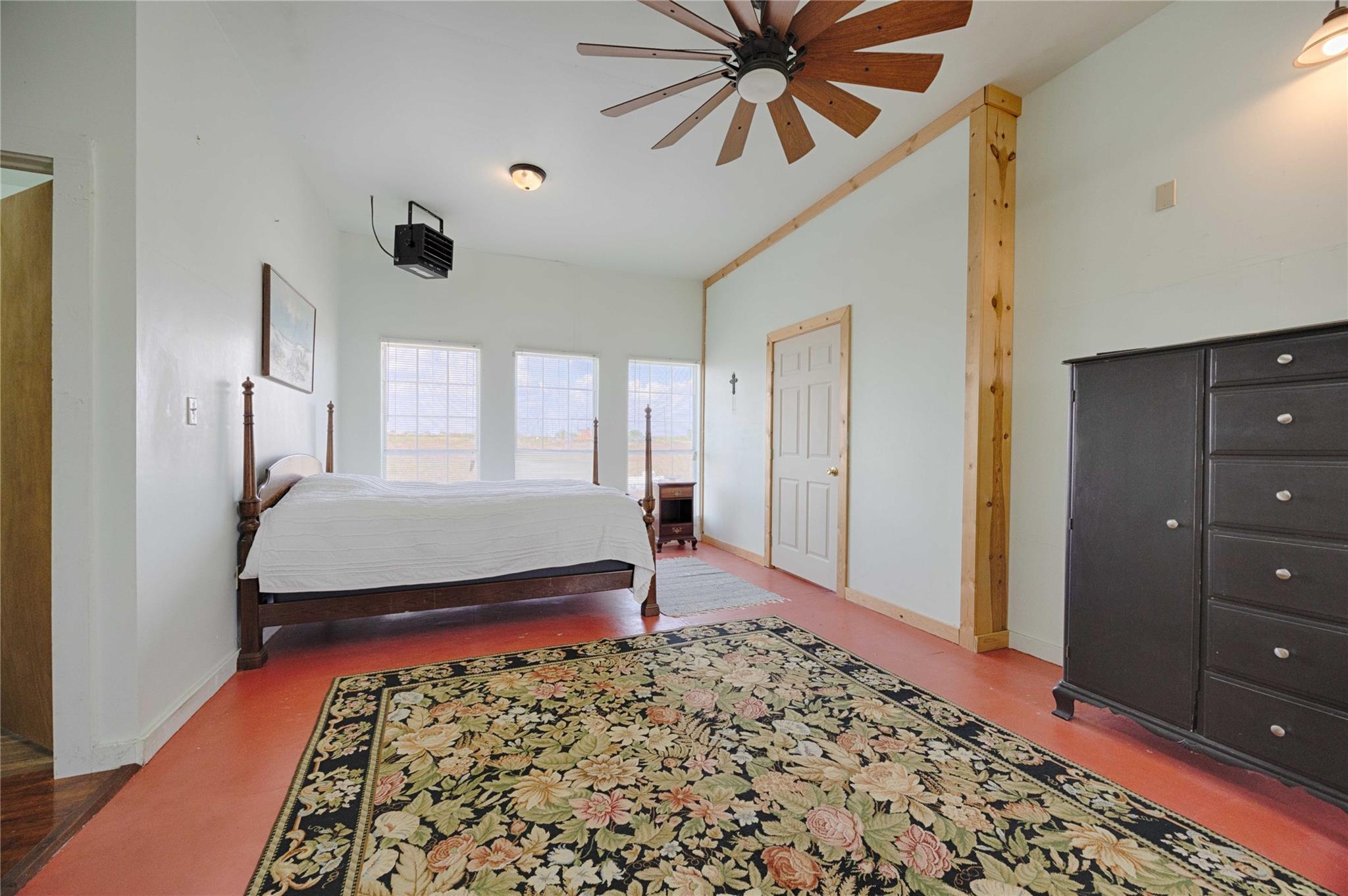 398 County Road 264 Rd, Moulton, TX 77975