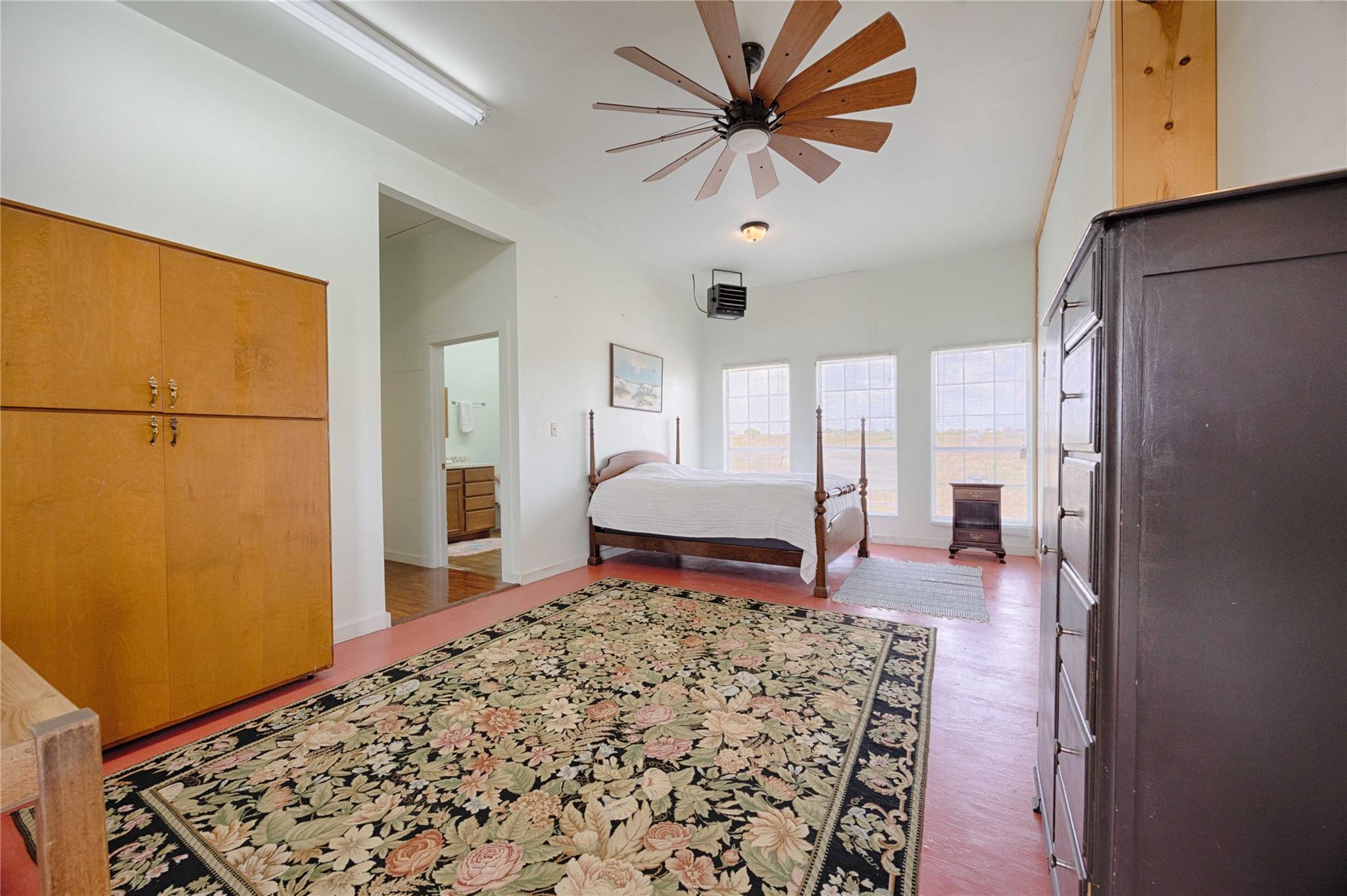 398 County Road 264 Rd, Moulton, TX 77975