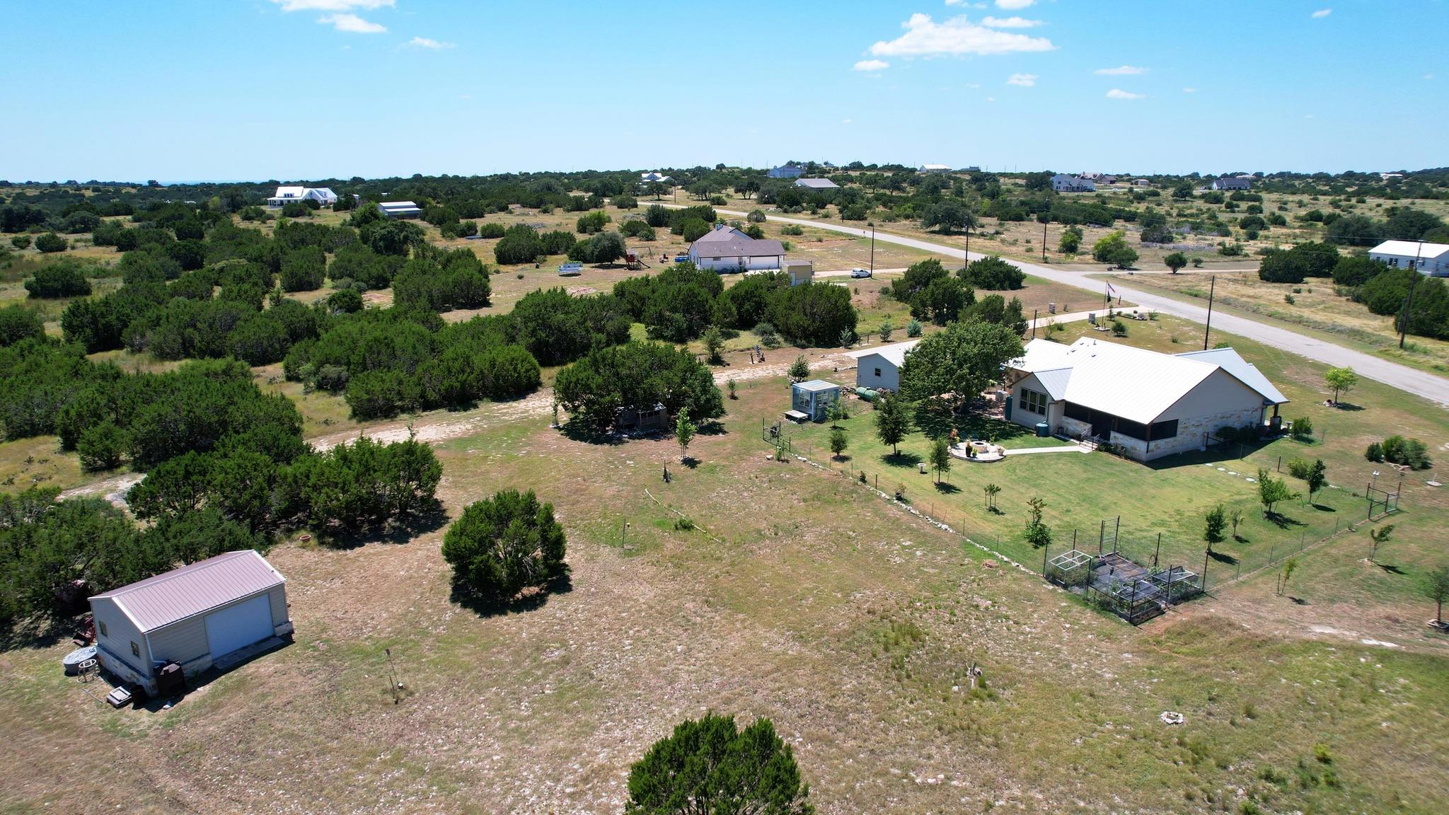 560 Saddle Ridge Dr, Bertram, TX 78605