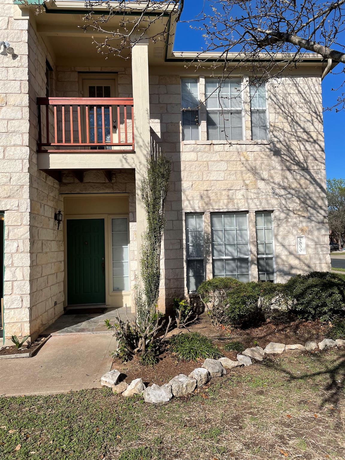 5000 Cleves St, Round Rock, TX 78681