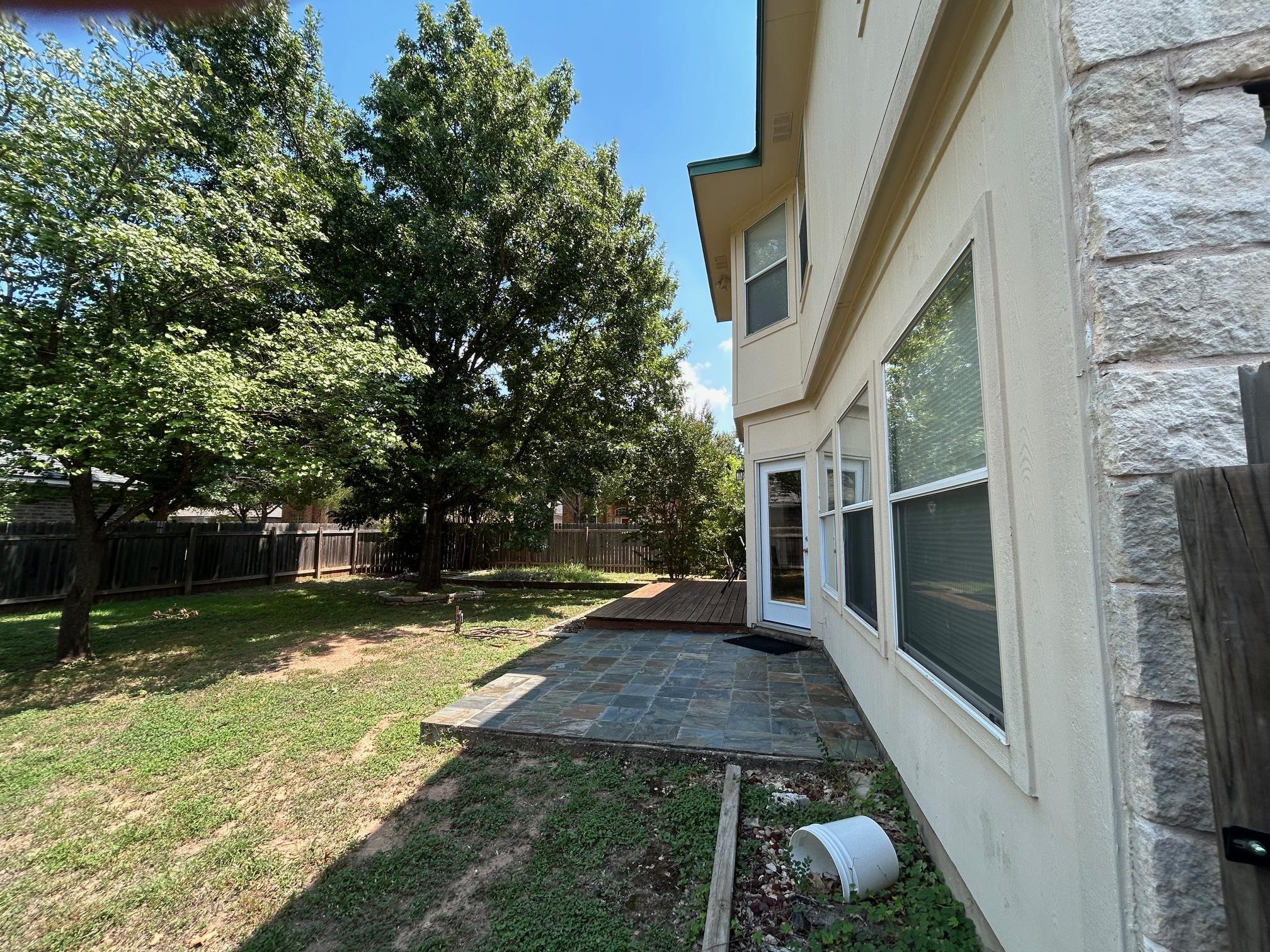 5000 Cleves St, Round Rock, TX 78681