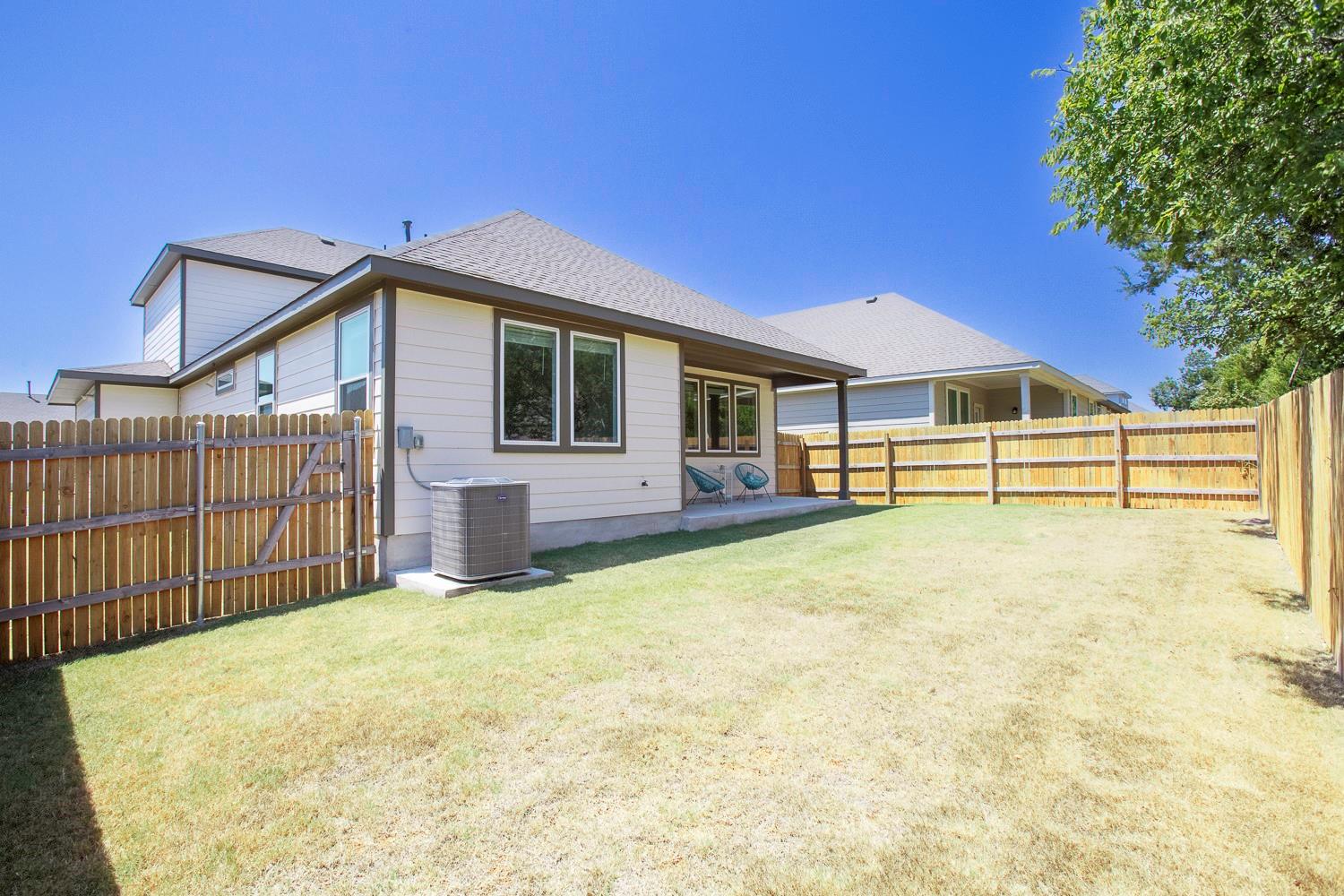 415 Brooks Ranch Dr, Kyle, TX 78640