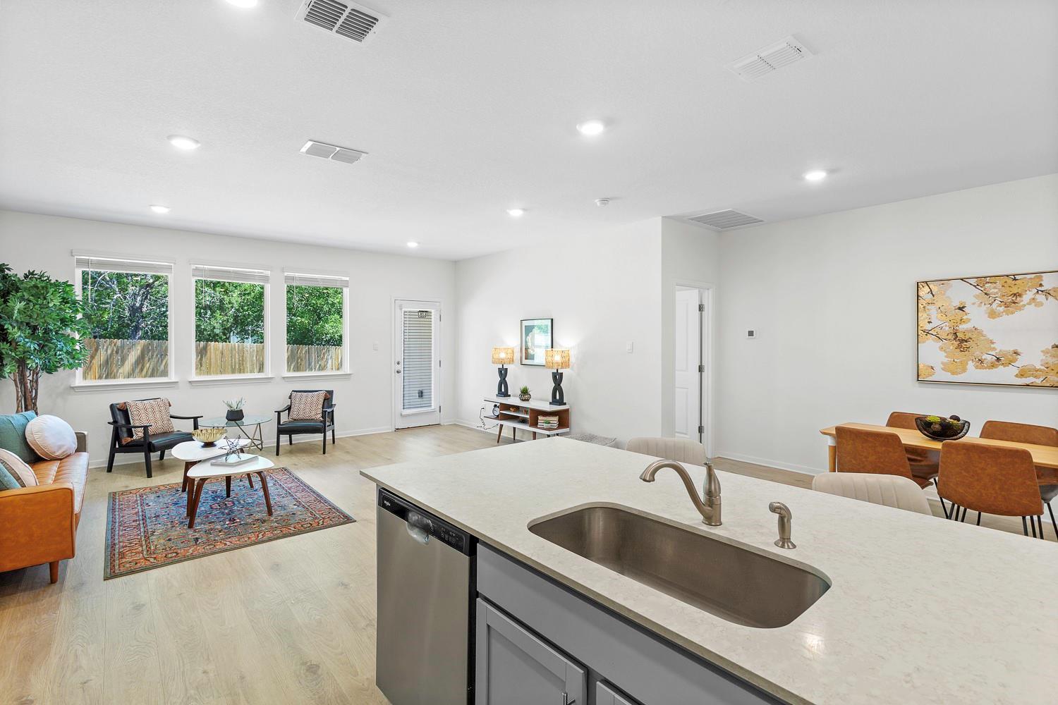 415 Brooks Ranch Dr, Kyle, TX 78640