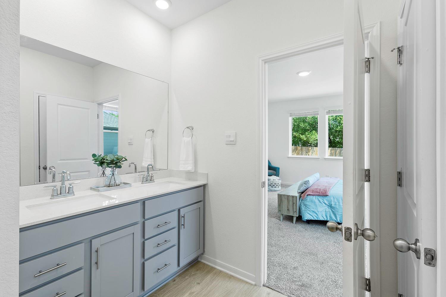 415 Brooks Ranch Dr, Kyle, TX 78640