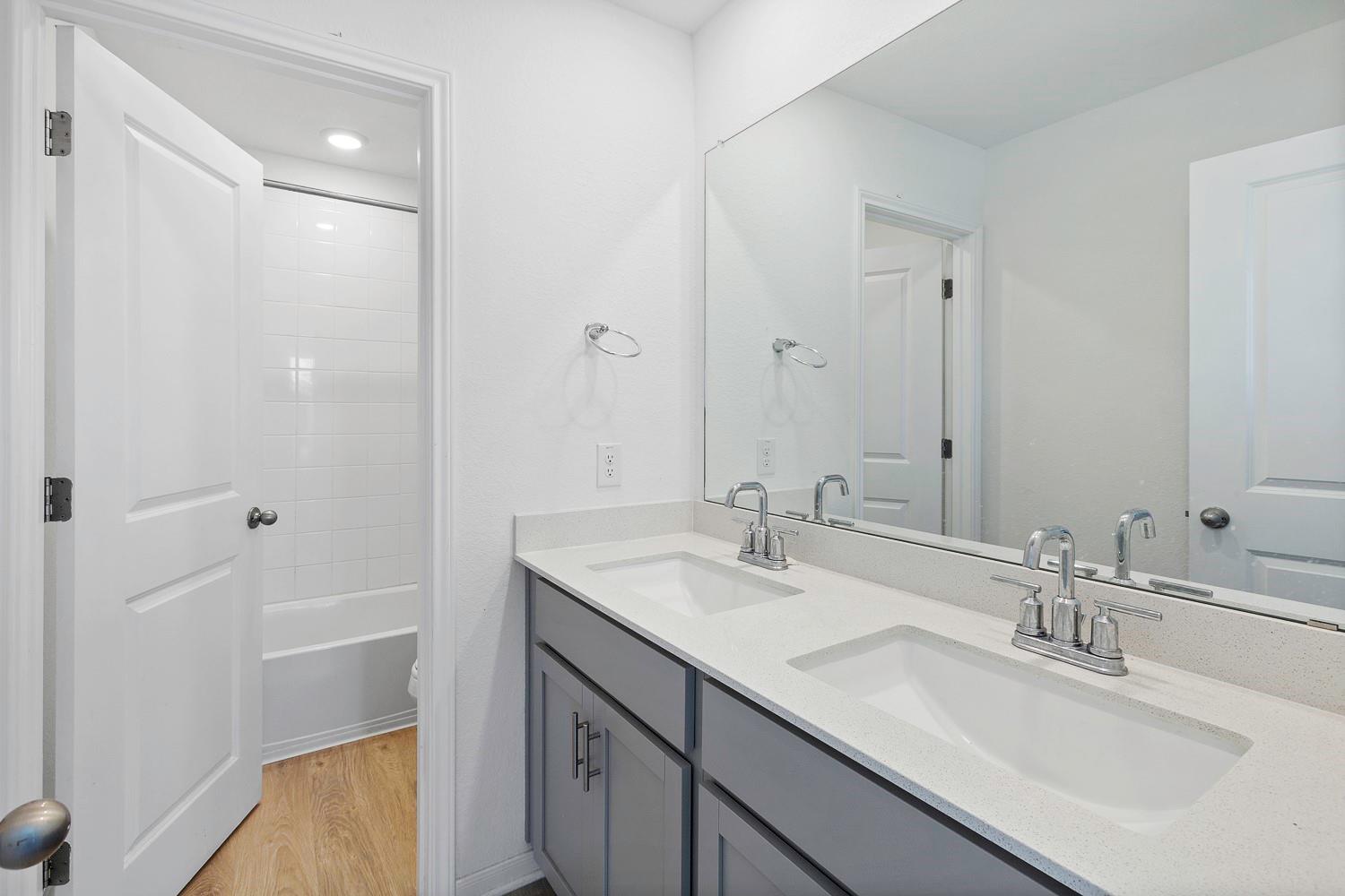 415 Brooks Ranch Dr, Kyle, TX 78640