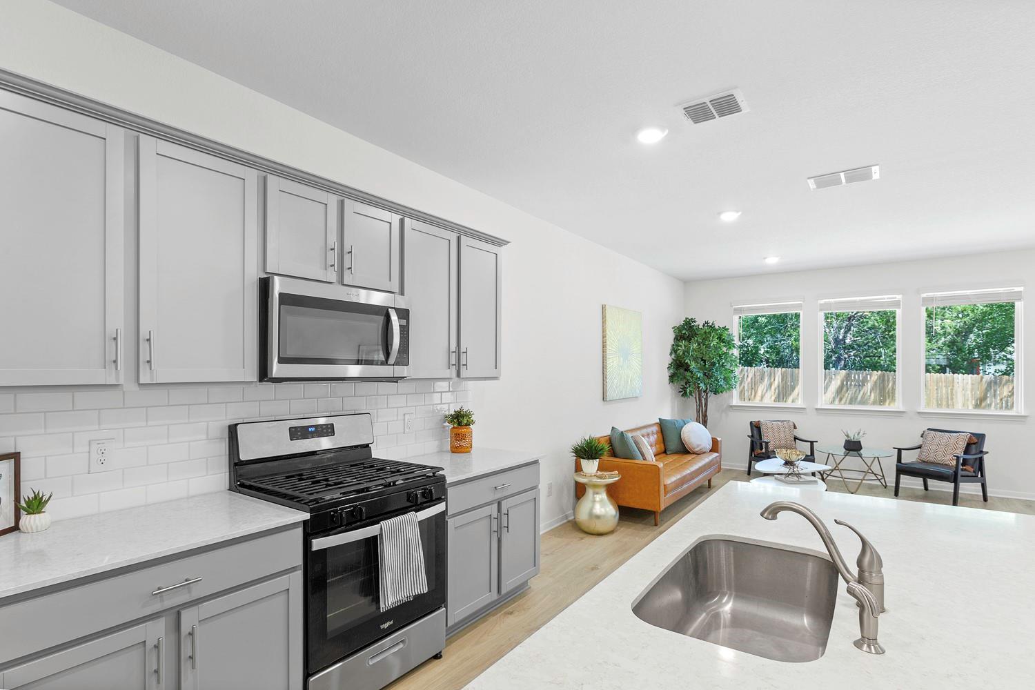 415 Brooks Ranch Dr, Kyle, TX 78640