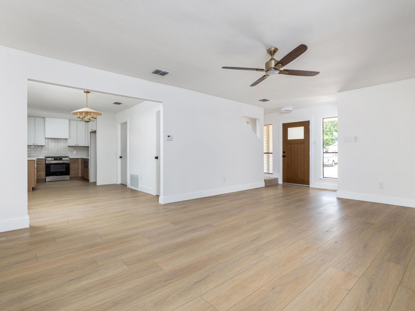 2609 MARKET GARDEN Ln, Austin, TX 78745