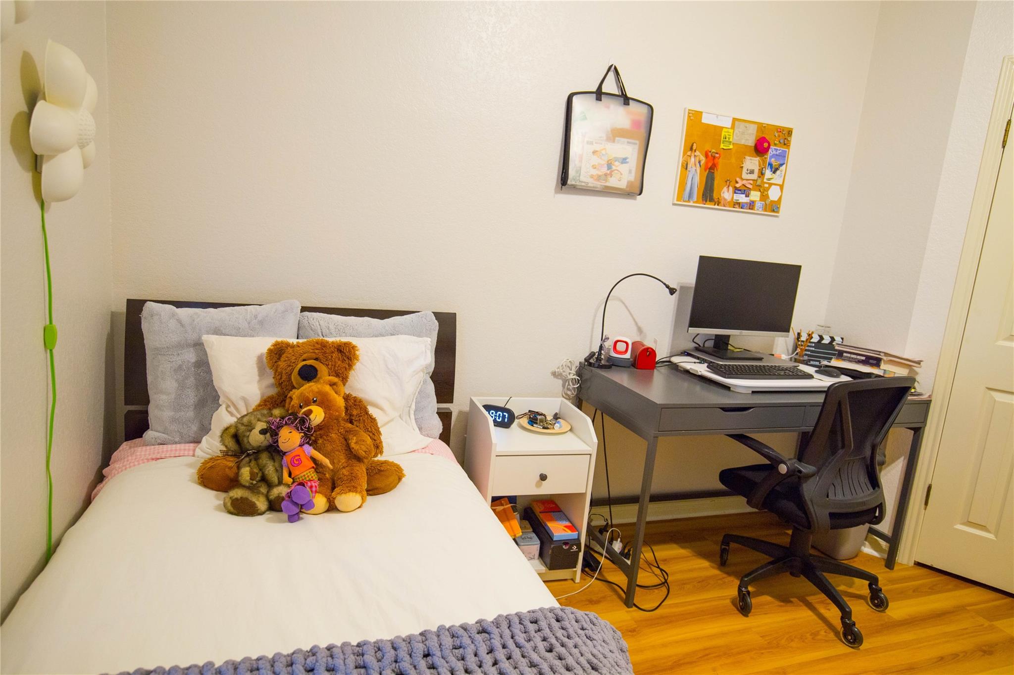 11584 Cedarcliffe, Austin, TX 78750