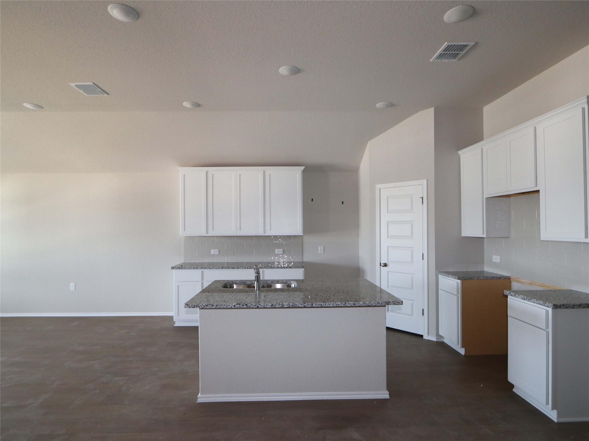 9208 Corvallis Dr, Austin, TX 78747