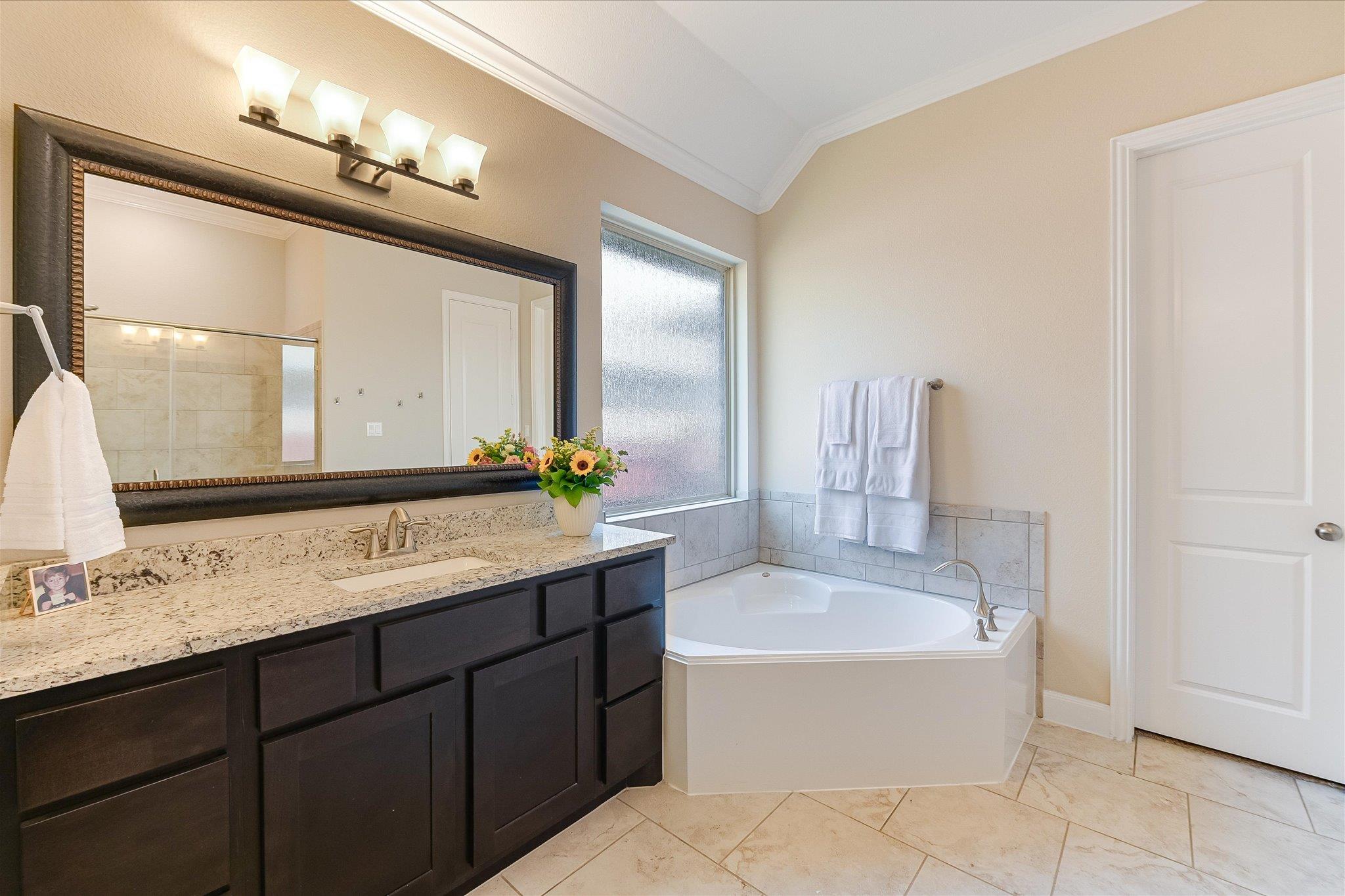 103 County Road 180 # 18, Leander, TX 78641