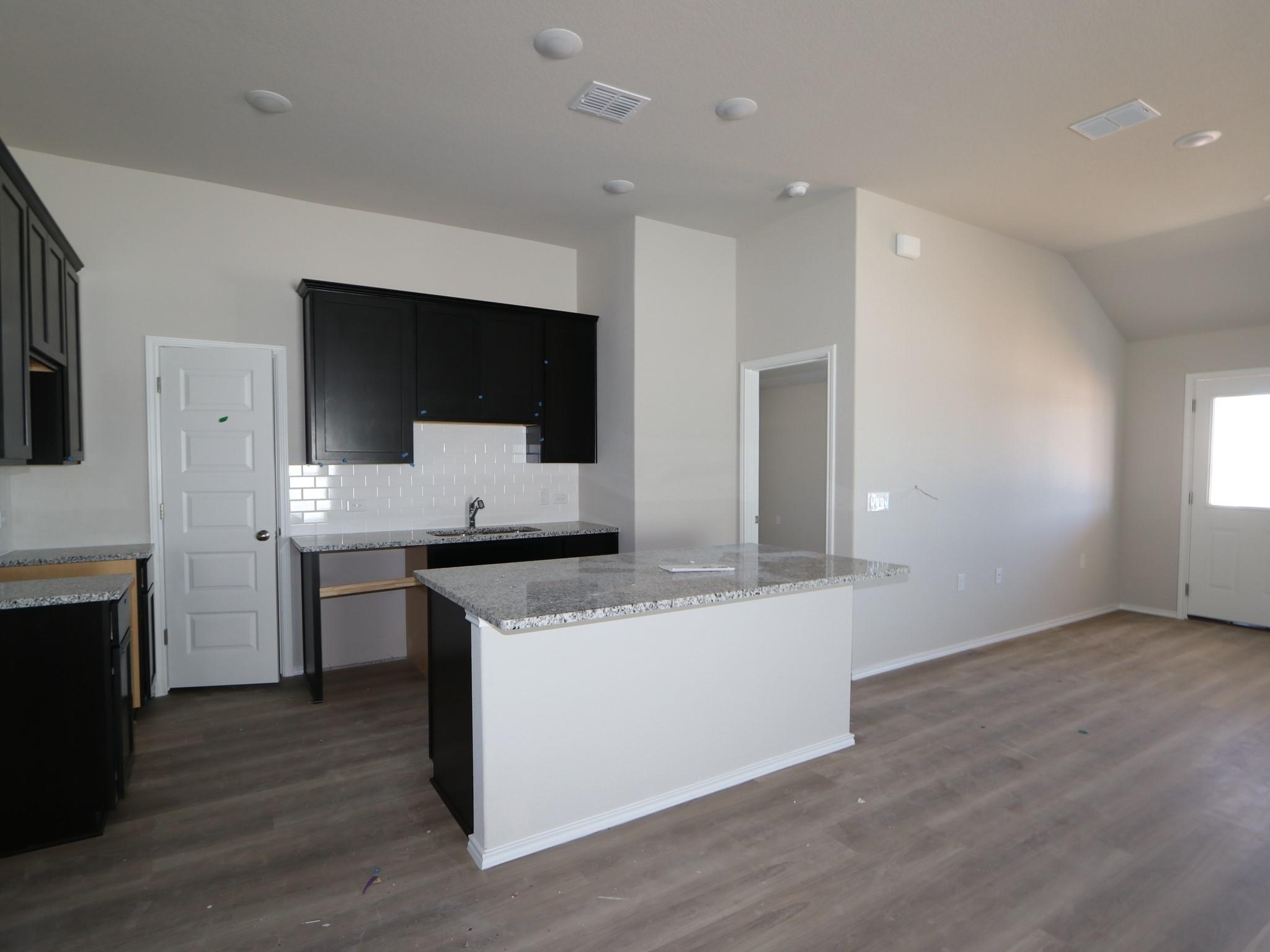 9212 Corvallis Dr, Austin, TX 78747