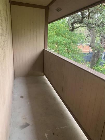 139 Elm Dr # 306, Lockhart, TX 78644