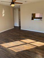 139 Elm Dr # 306, Lockhart, TX 78644