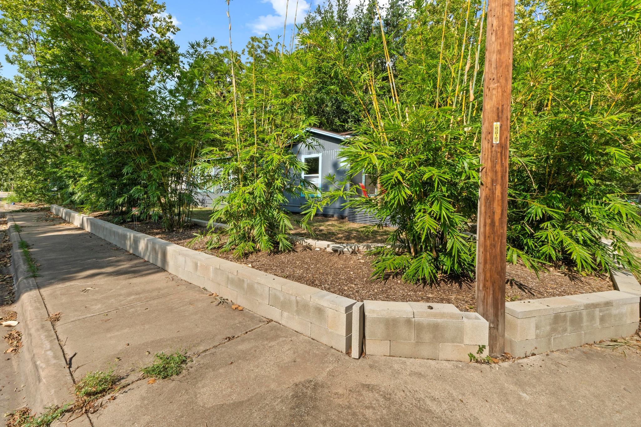 1911 Riverview St # A, Austin, TX 78702