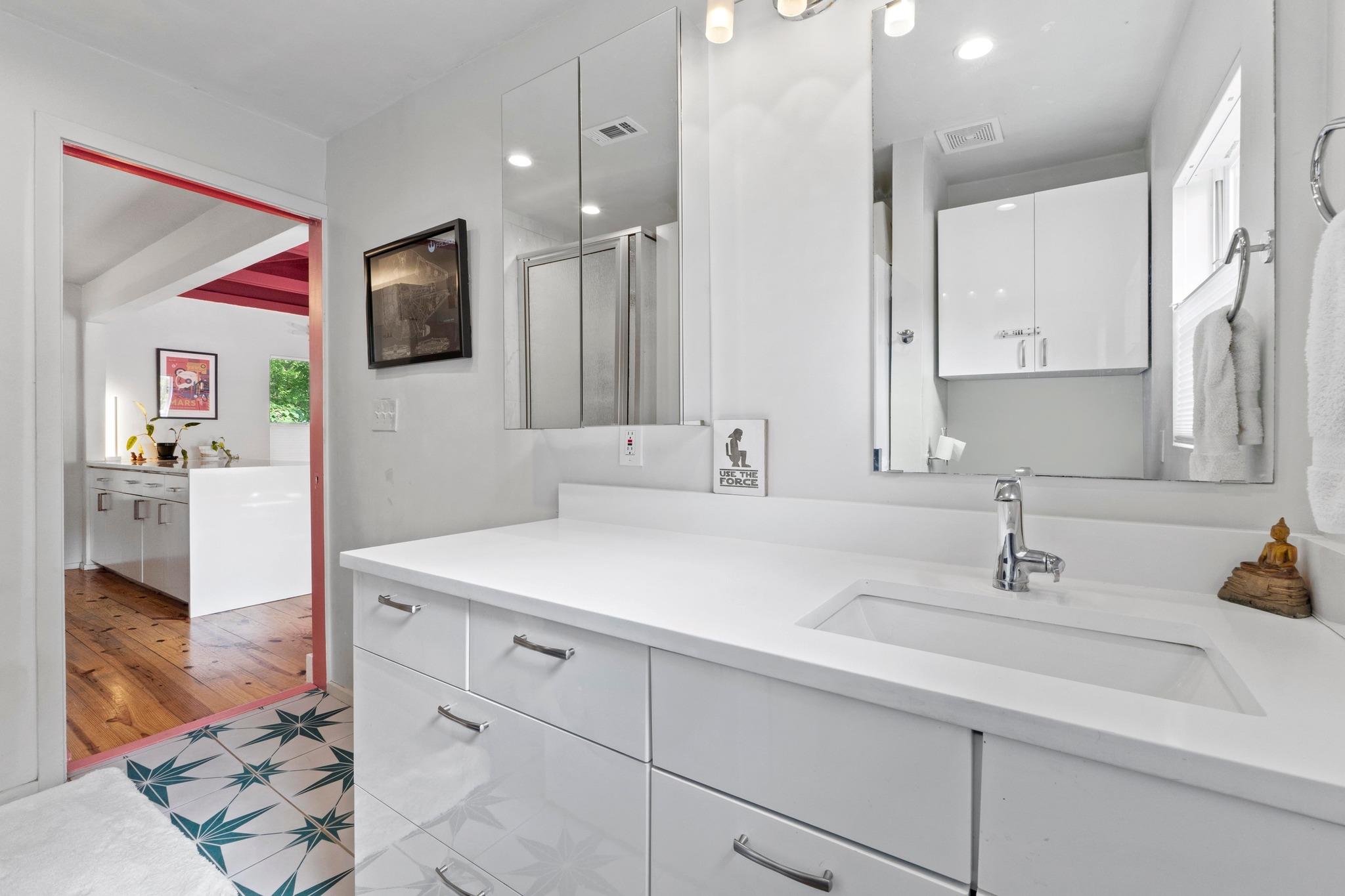 1911 Riverview St # A, Austin, TX 78702