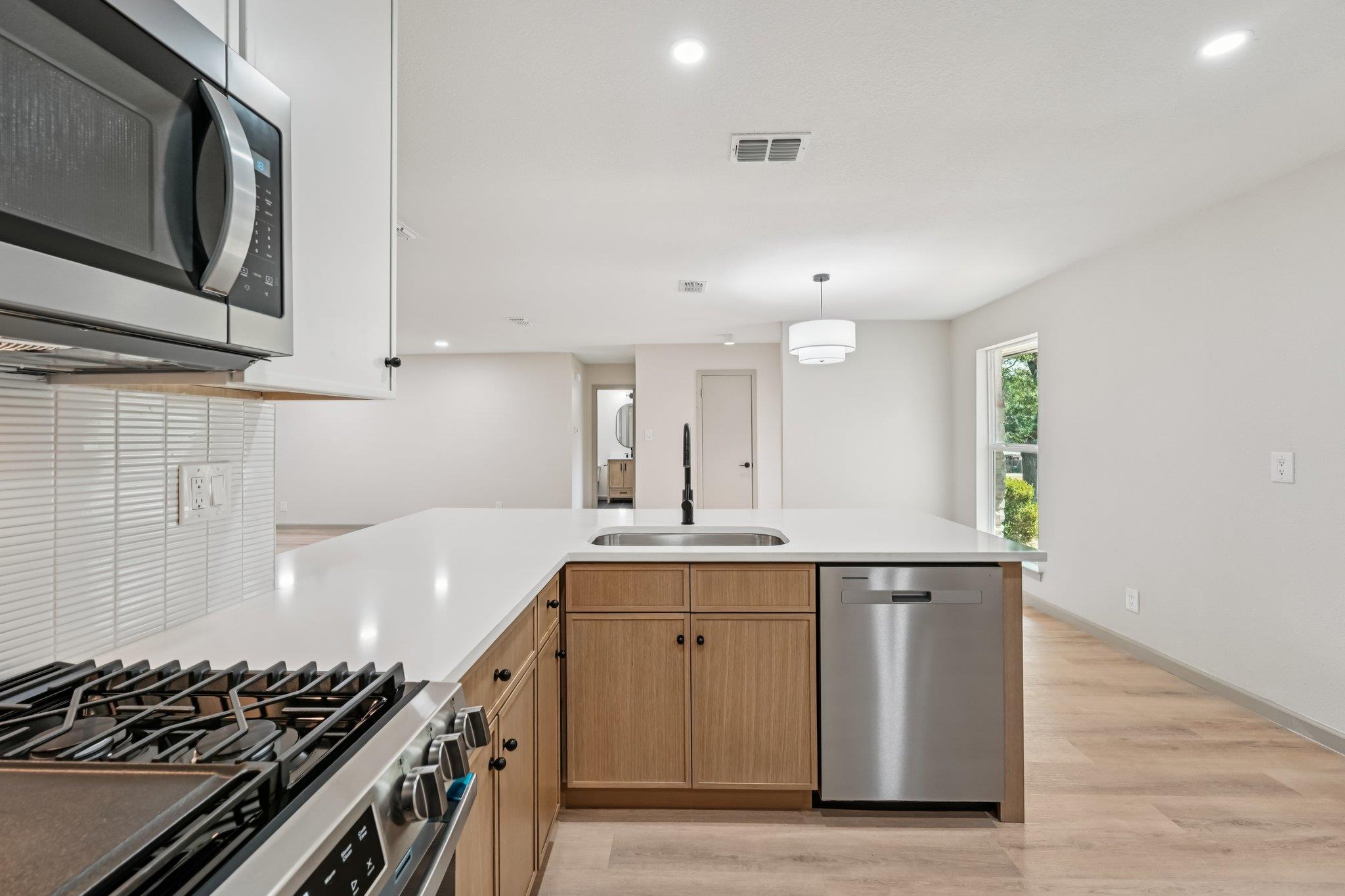 8304 Alabama Dr, Austin, TX 78745