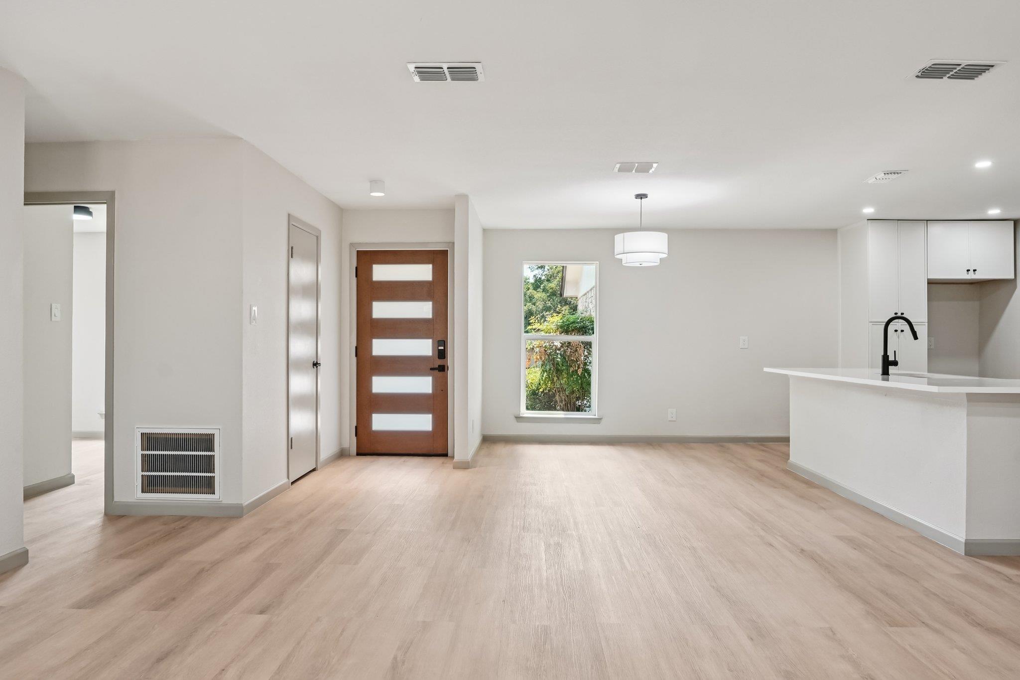 8304 Alabama Dr, Austin, TX 78745