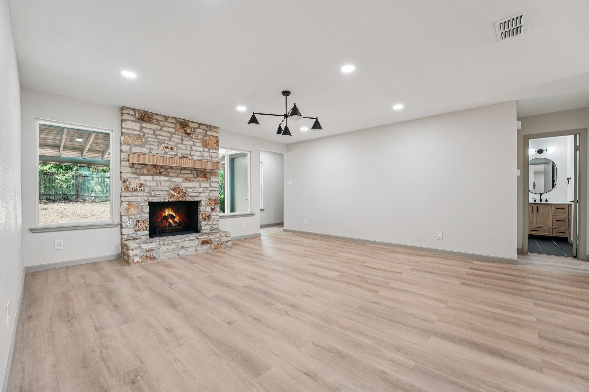 8304 Alabama Dr, Austin, TX 78745