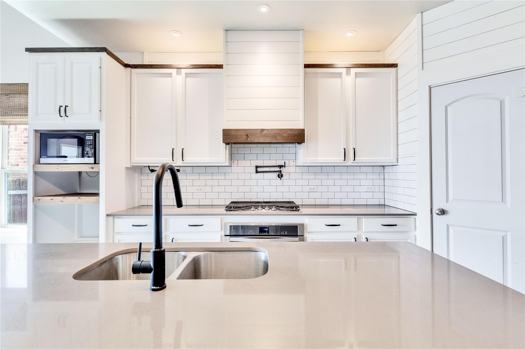 217 Andele Way, Liberty Hill, TX 78642