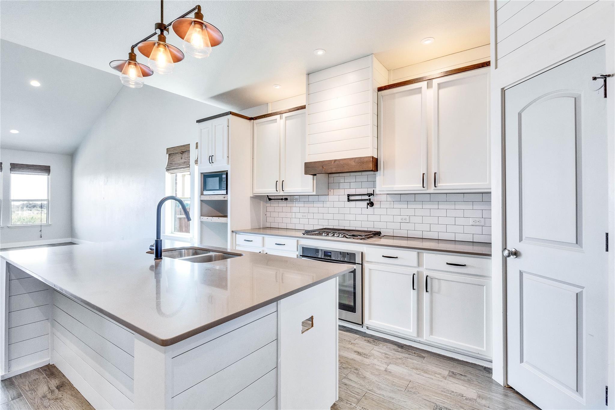 217 Andele Way, Liberty Hill, TX 78642