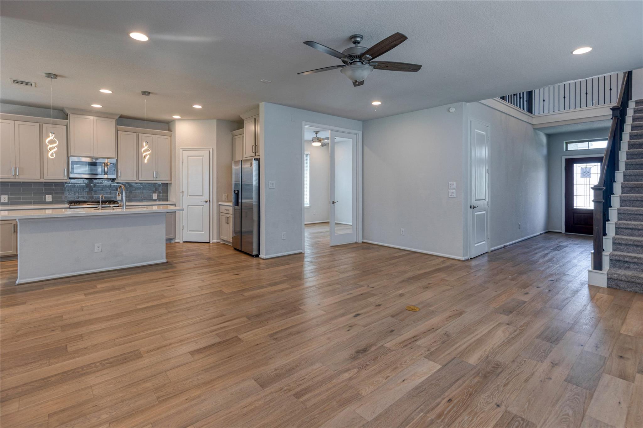 125 Rangel Dr, Liberty Hill, TX 78642