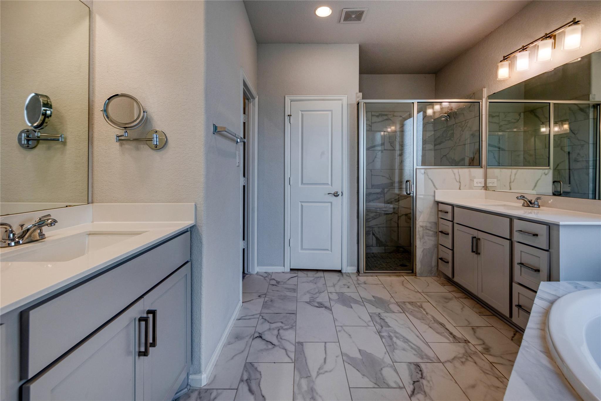 125 Rangel Dr, Liberty Hill, TX 78642