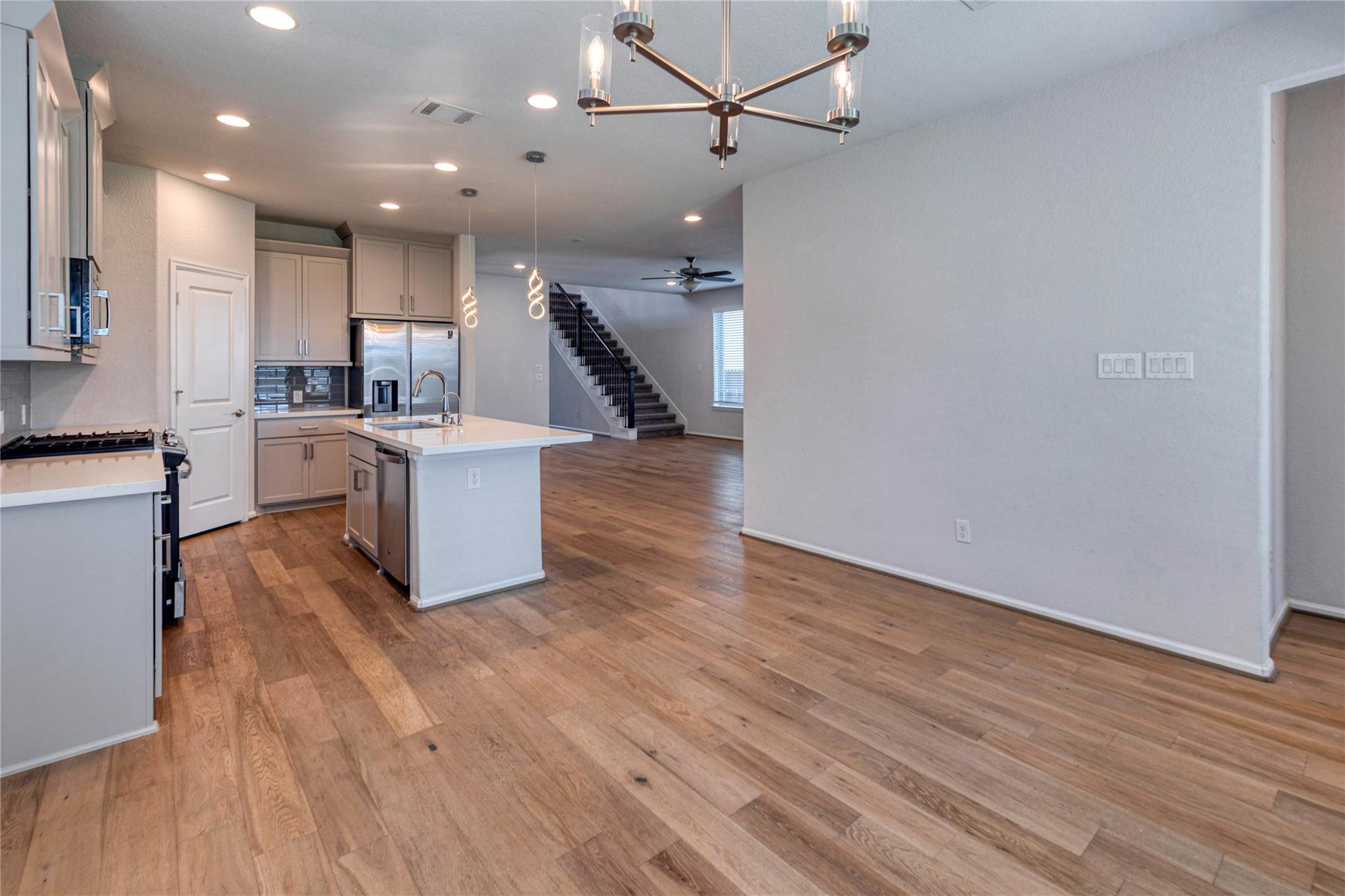 125 Rangel Dr, Liberty Hill, TX 78642