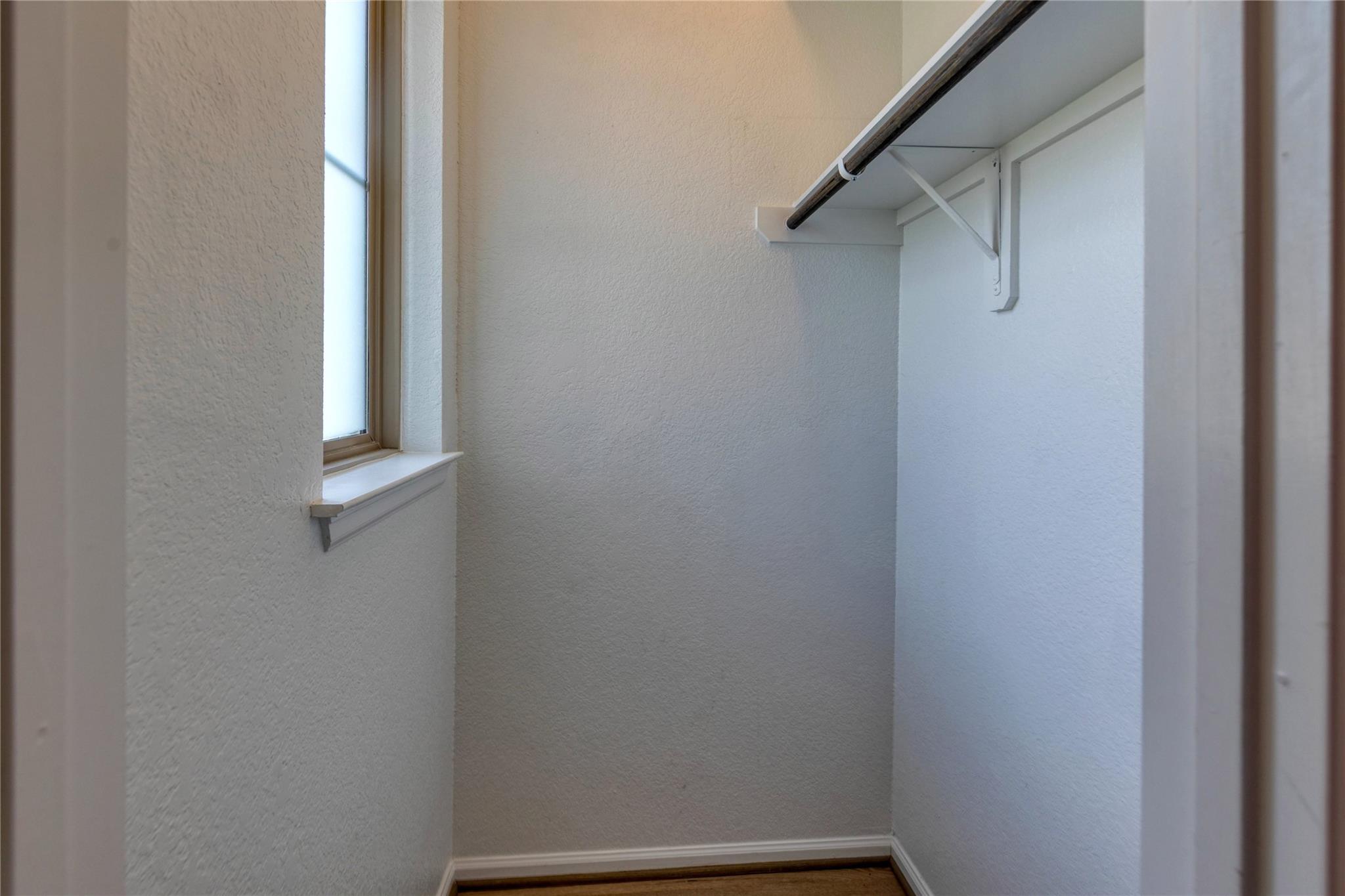 125 Rangel Dr, Liberty Hill, TX 78642