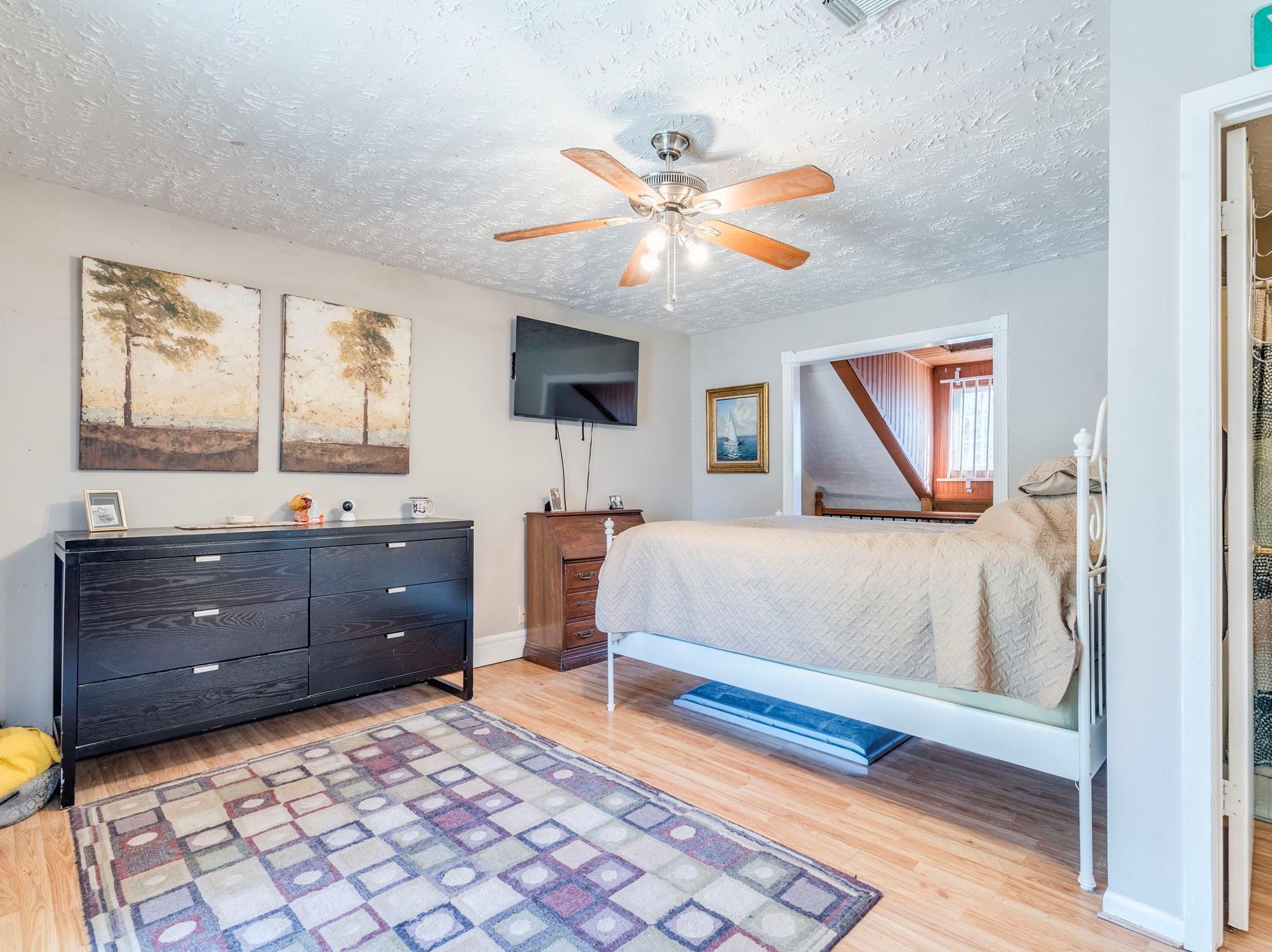 2 Logans Run, Wimberley, TX 78676