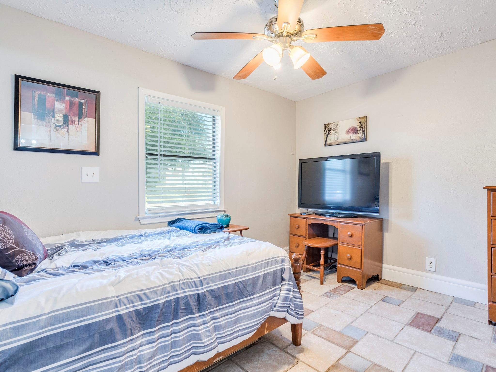 2 Logans Run, Wimberley, TX 78676