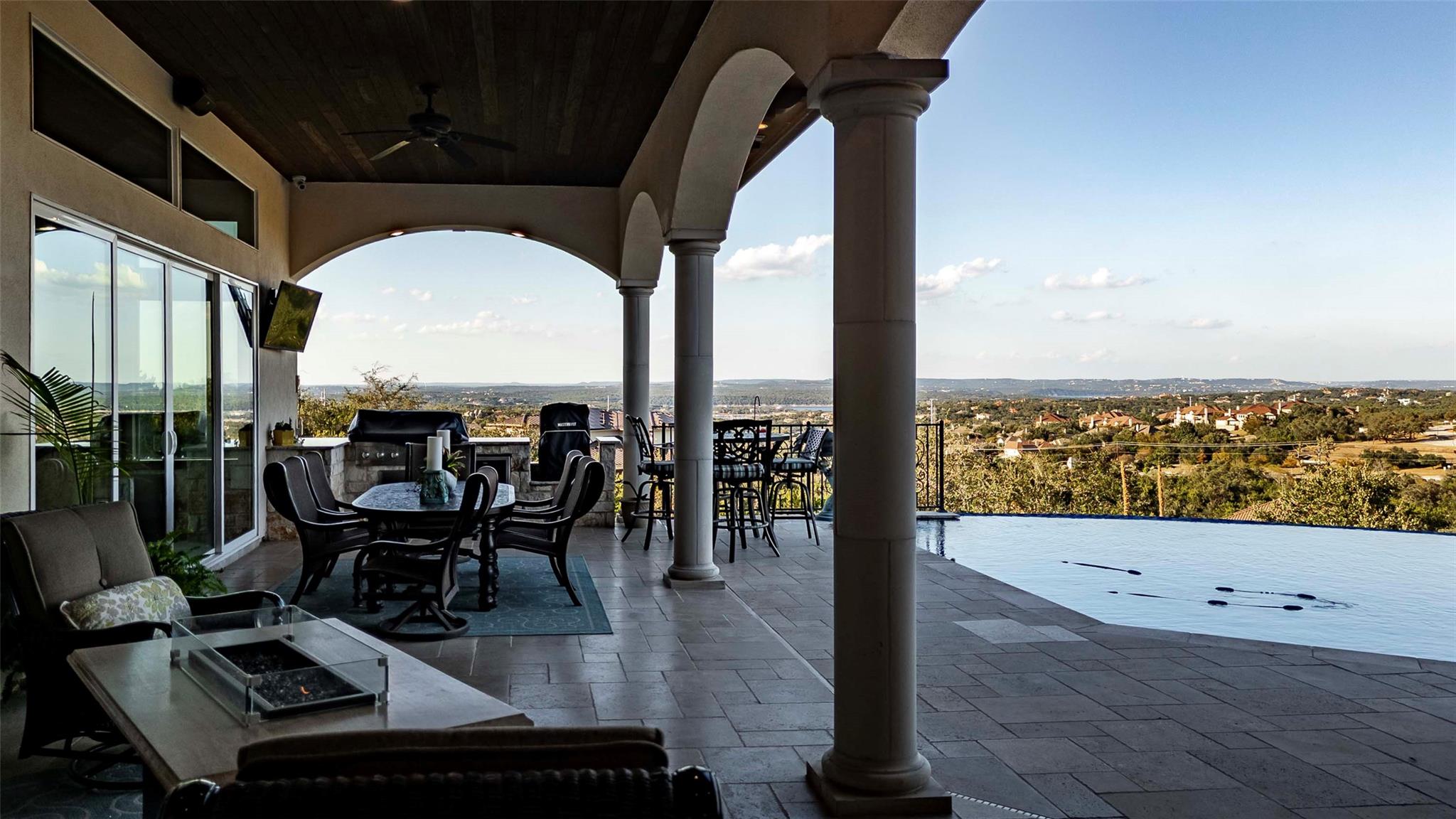 208 PALAZZA ALTO Dr, Austin, TX 78734