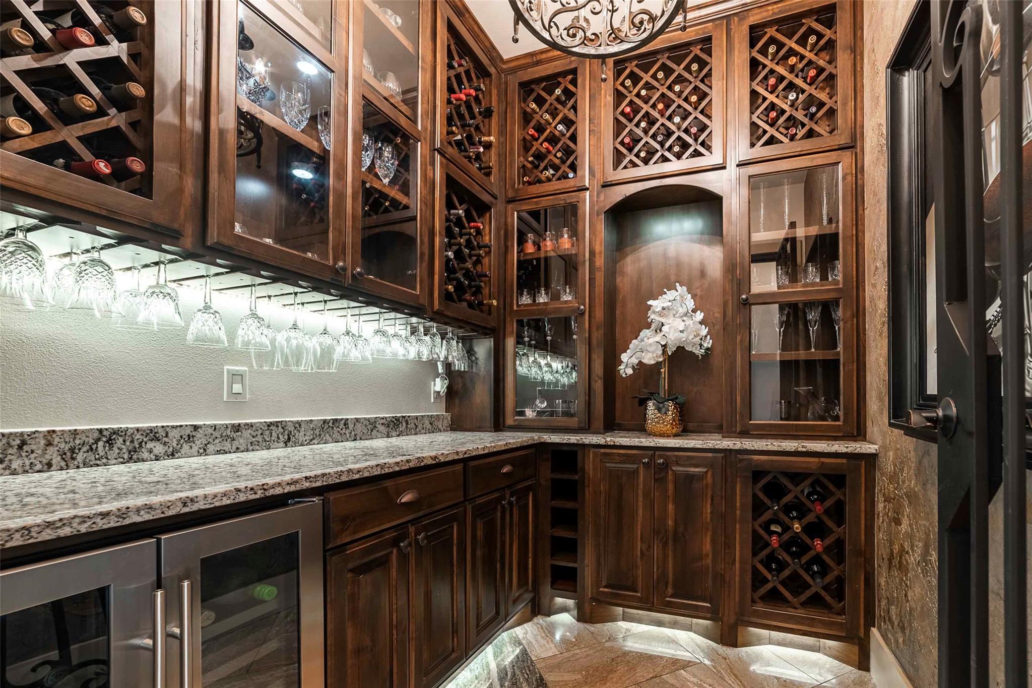 208 PALAZZA ALTO Dr, Austin, TX 78734