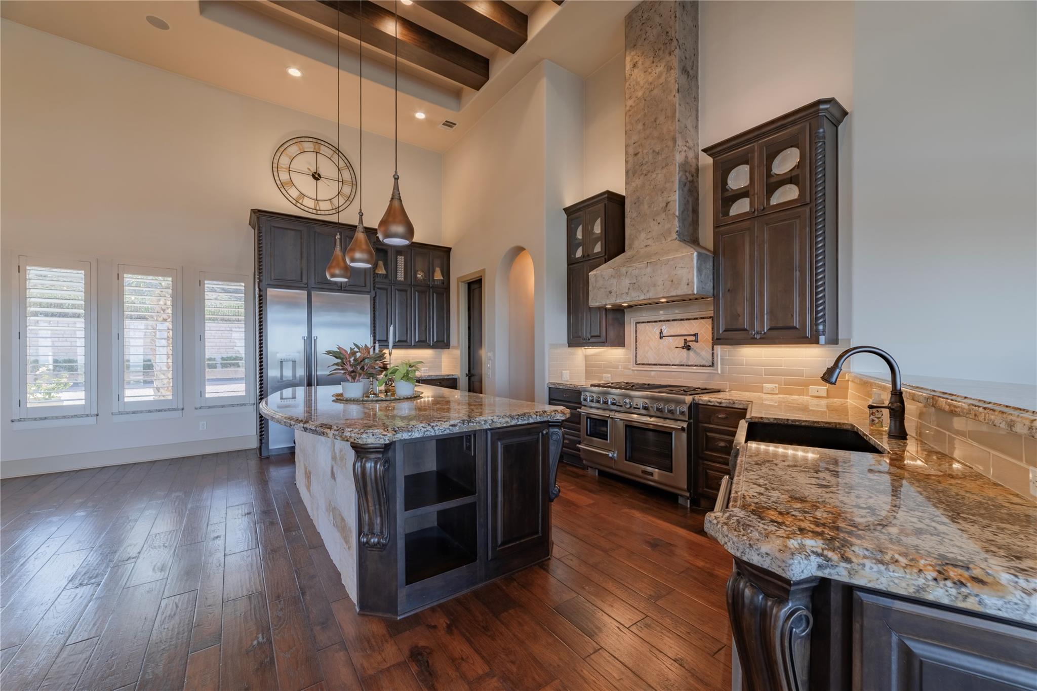 208 PALAZZA ALTO Dr, Austin, TX 78734