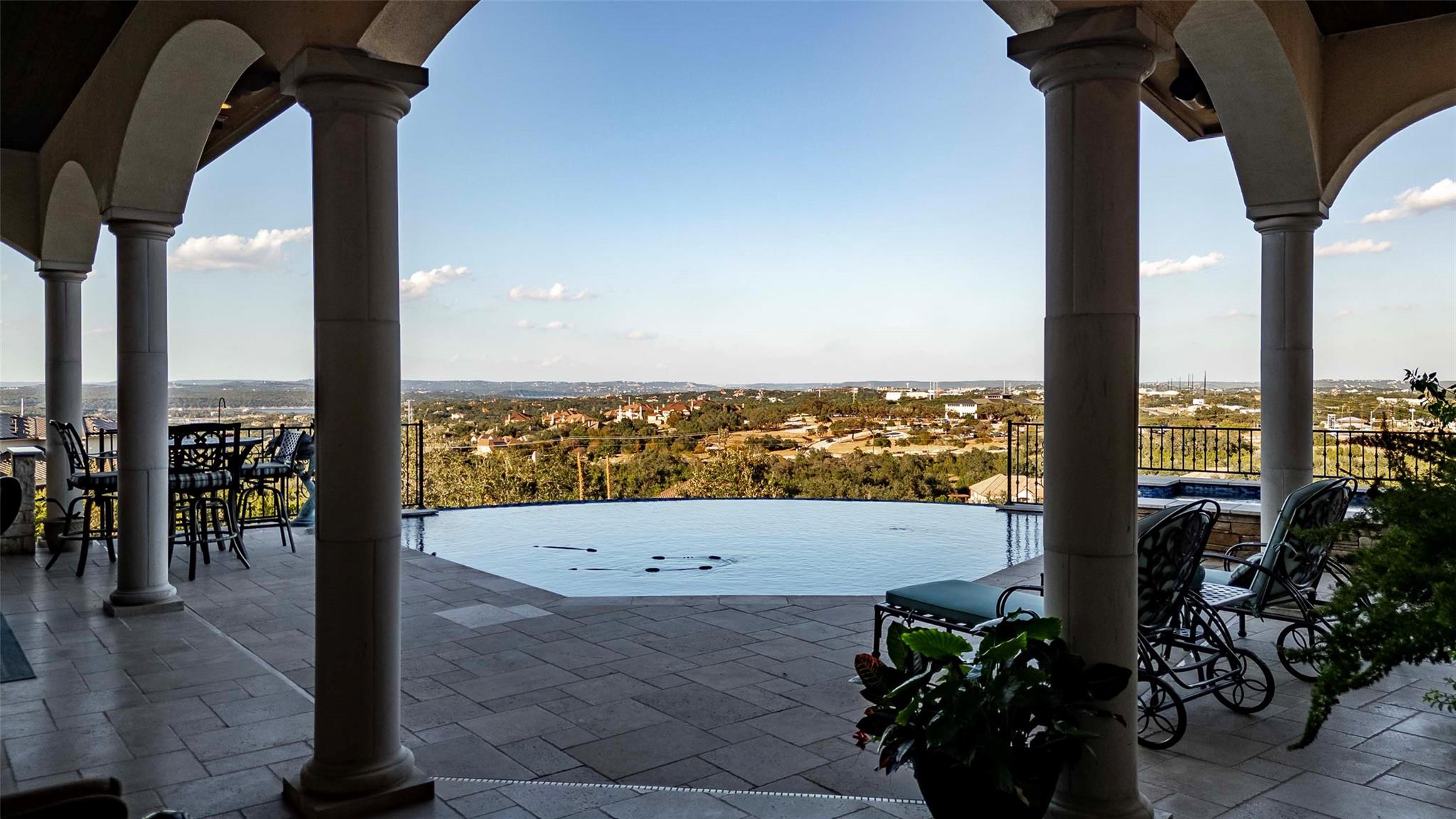 208 PALAZZA ALTO Dr, Austin, TX 78734