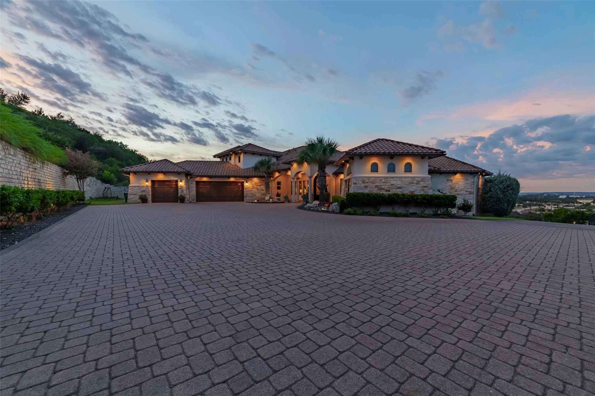 208 PALAZZA ALTO Dr, Austin, TX 78734