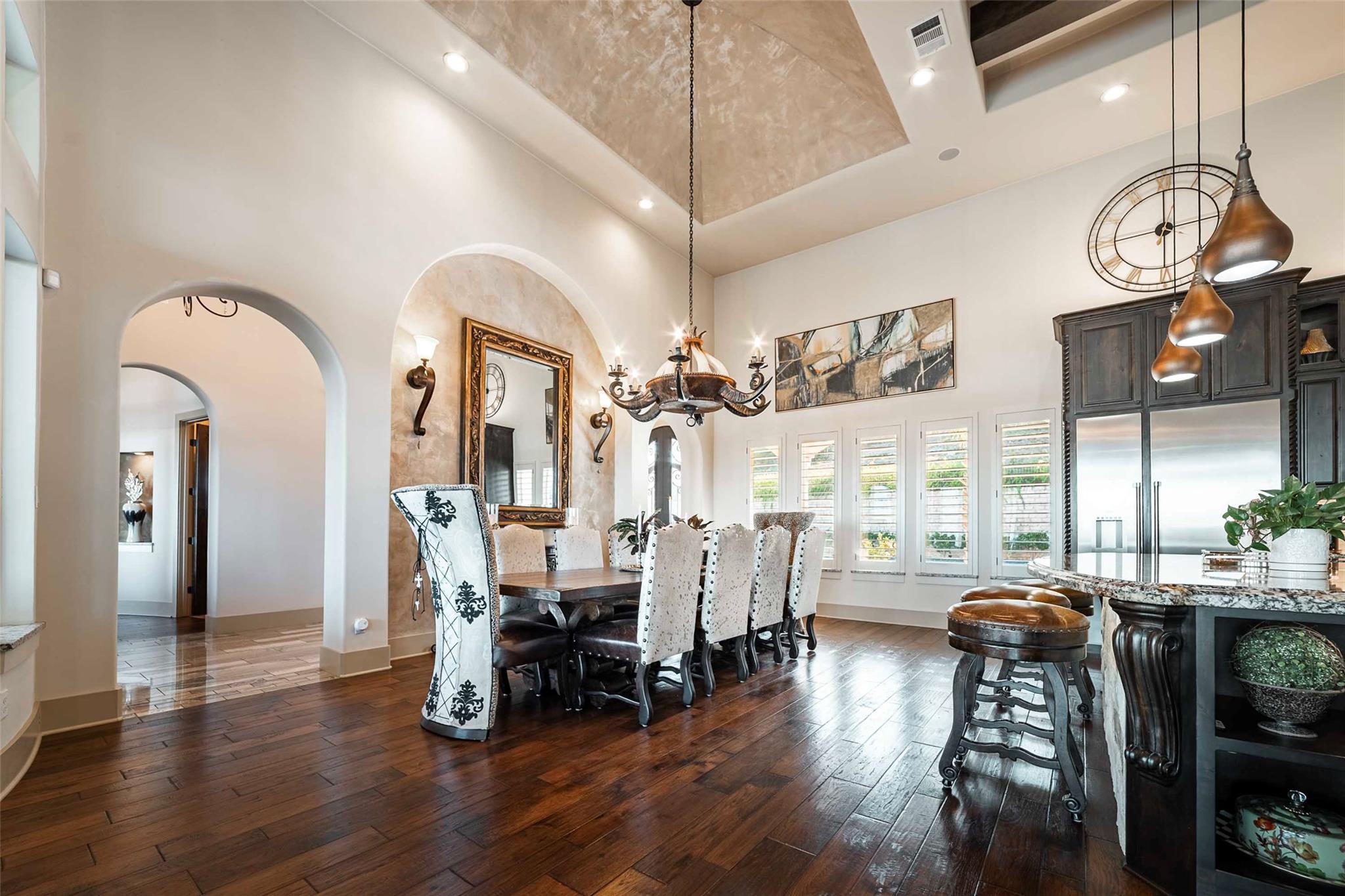 208 PALAZZA ALTO Dr, Austin, TX 78734